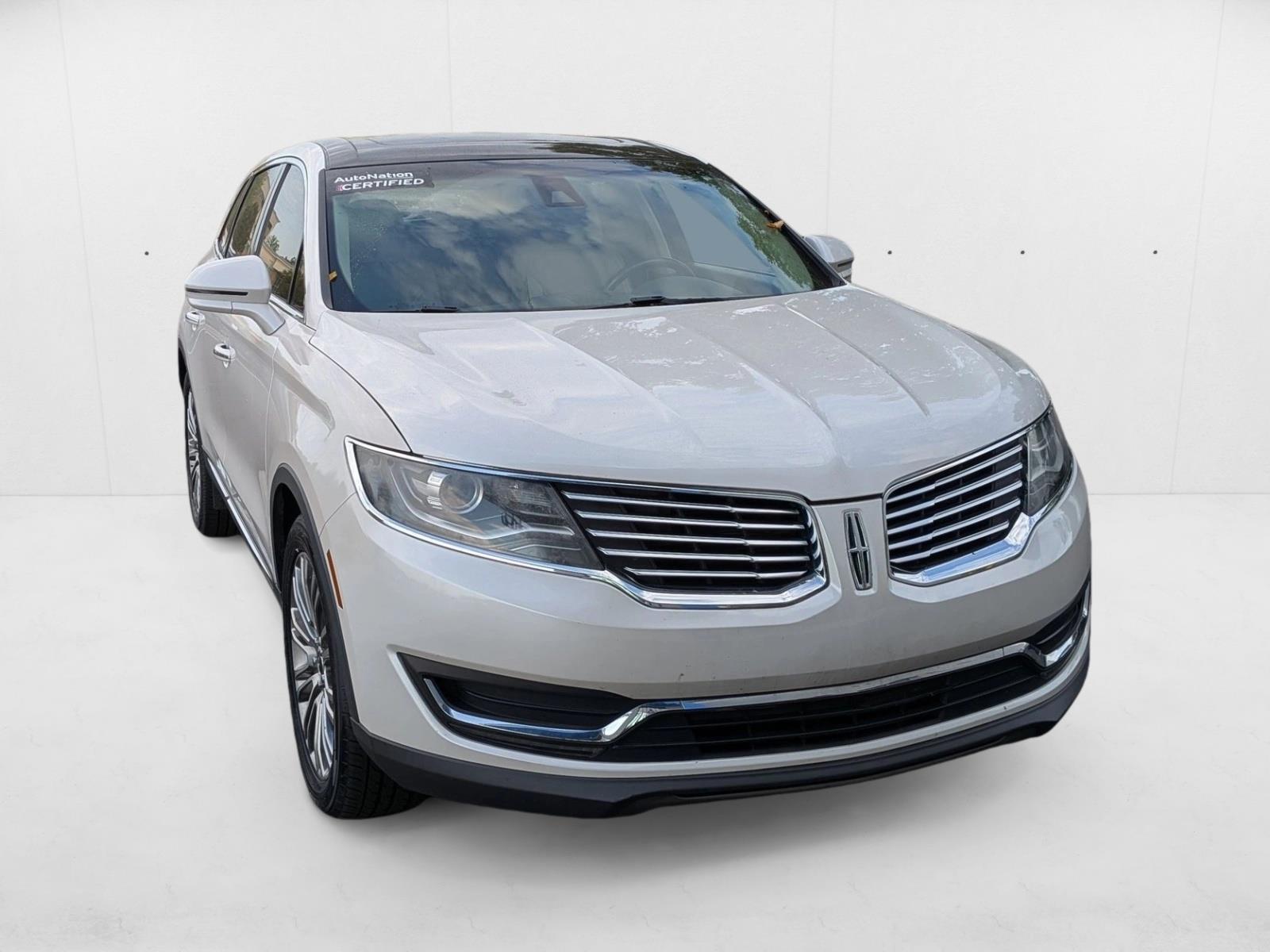 2016 Lincoln MKX Reserve photo 3