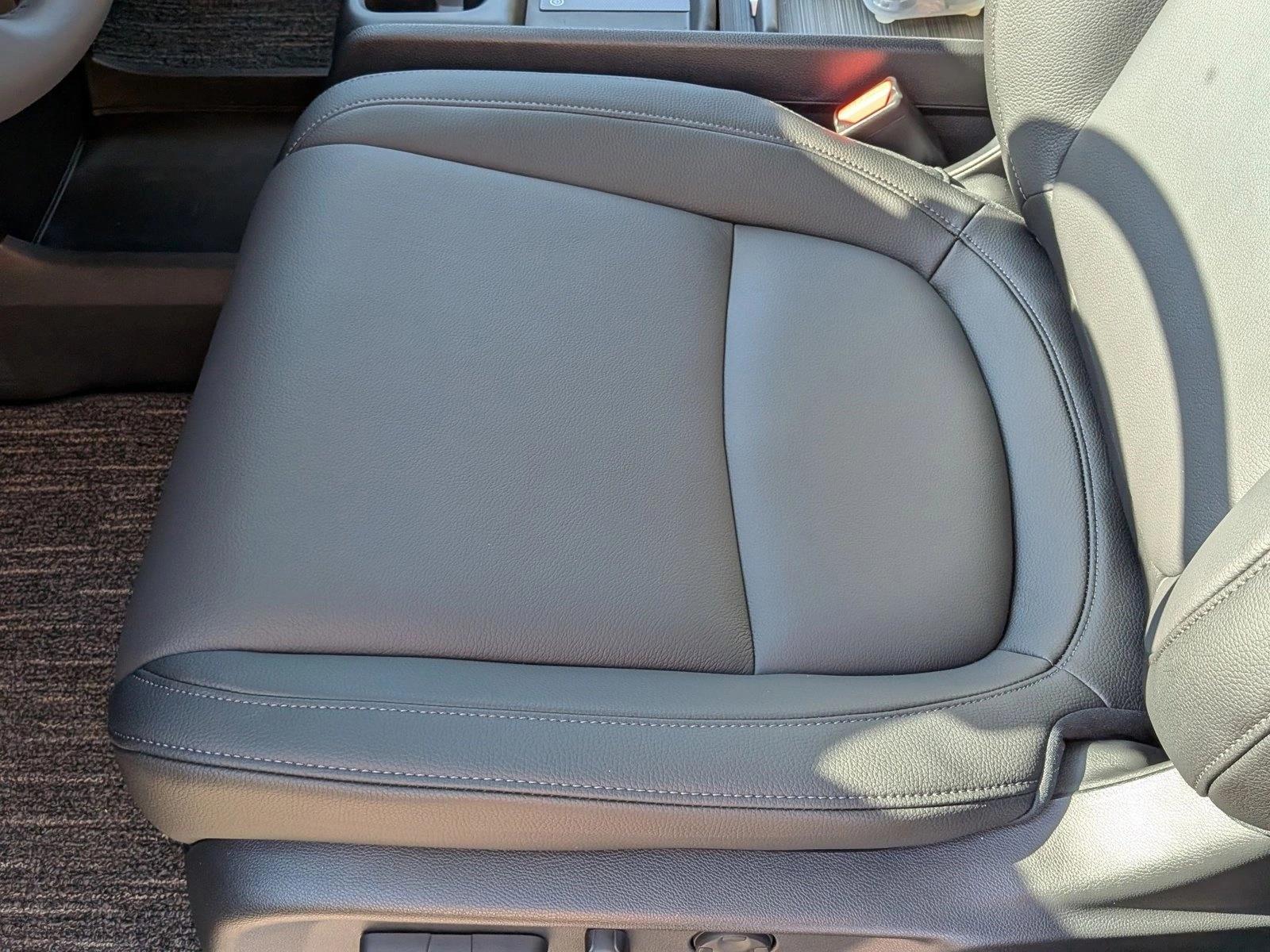2026 Honda Odyssey EX-L photo 3