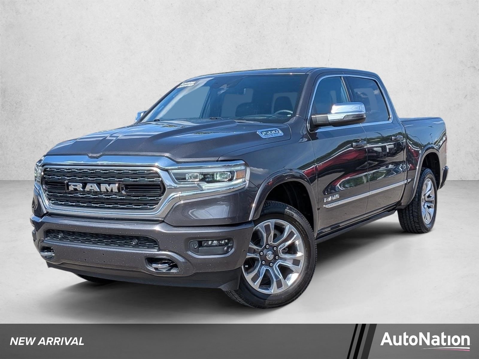 2024 RAM 1500 Limited 4x4 Crew Cab 5'7's photo