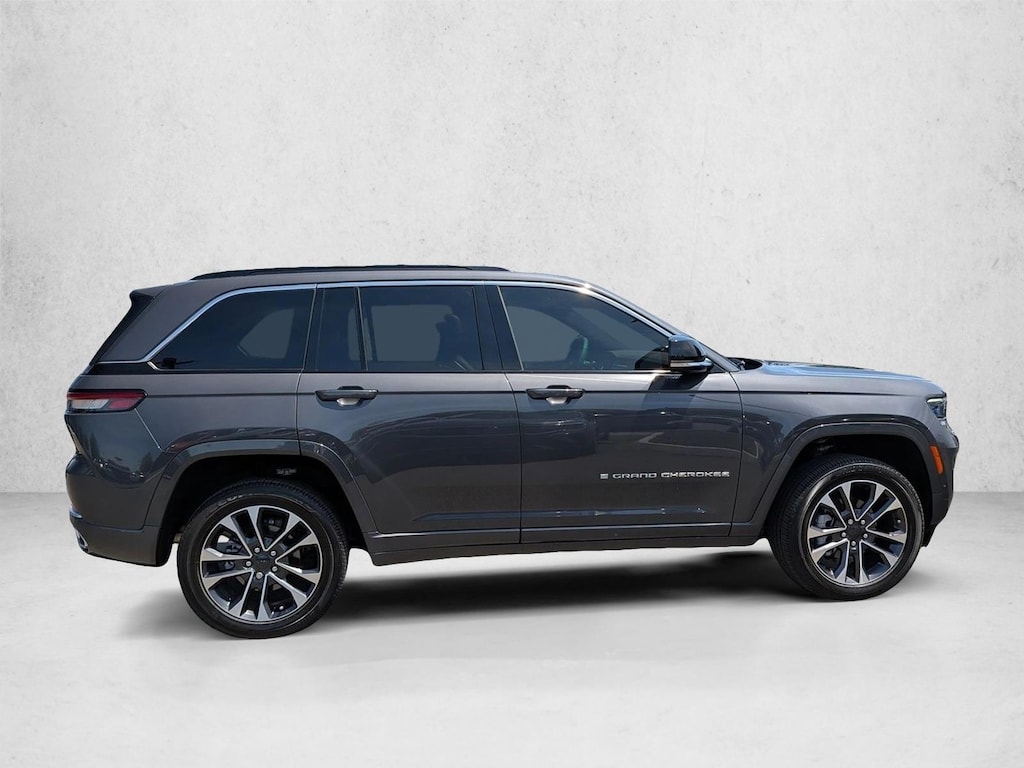 Used 2025 Jeep Grand Cherokee Overland SUV