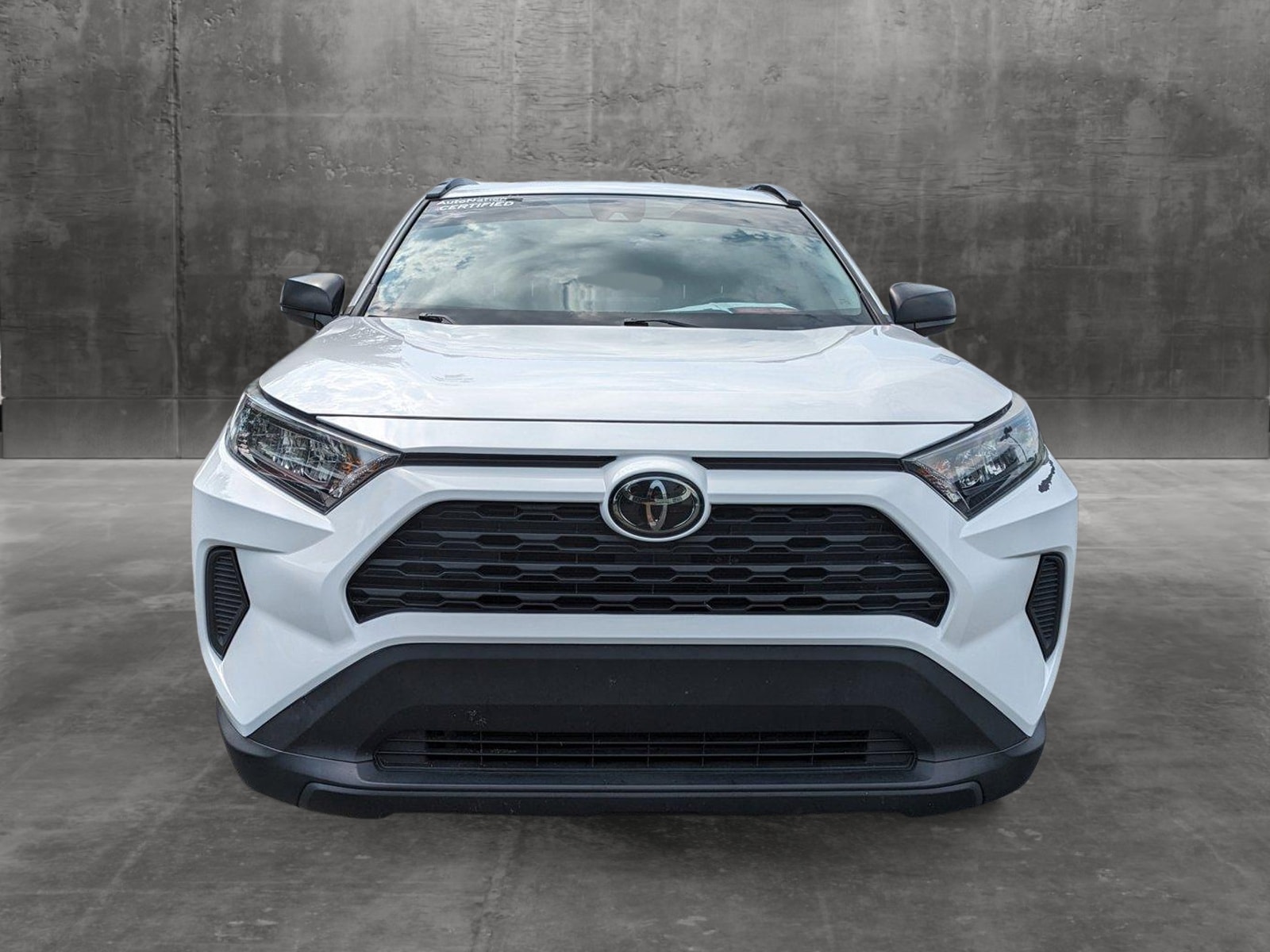 Used 2019 Toyota RAV4 LE with VIN 2T3F1RFV3KW066037 for sale in Knoxville, TN