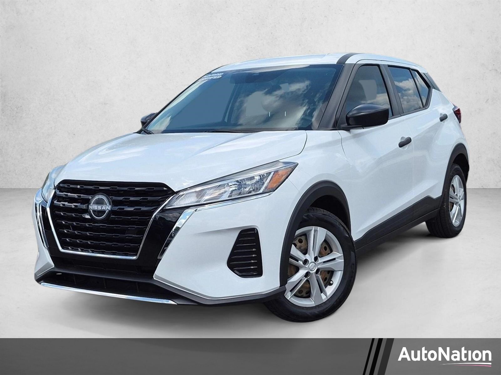 2023 Nissan Kicks