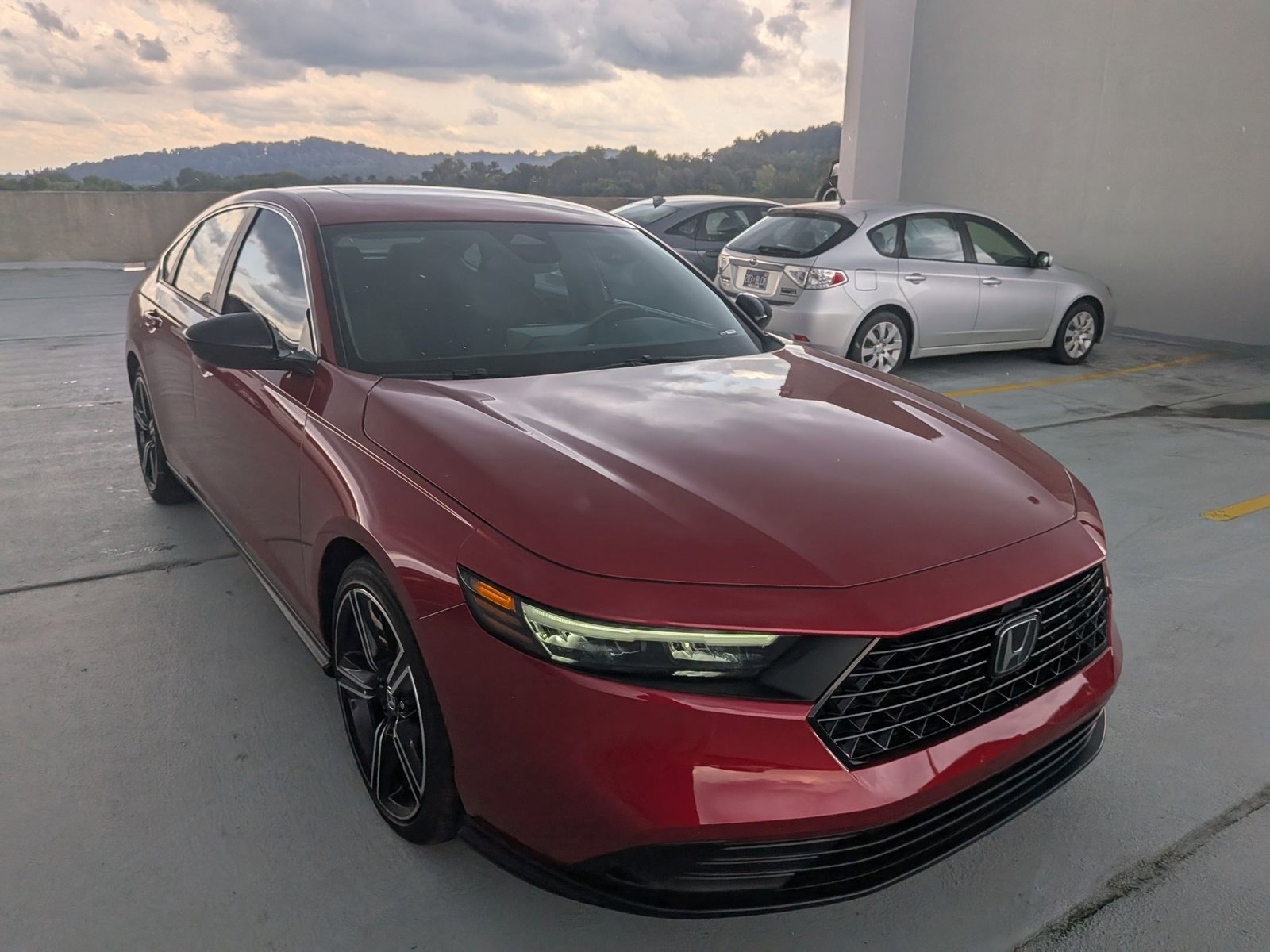 2023 Honda Accord Hybrid Sport photo 3