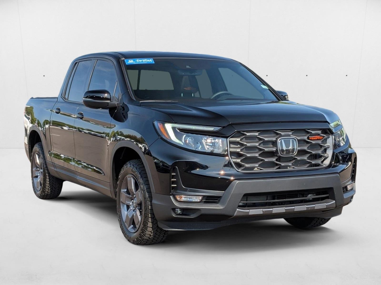 2025 Honda Ridgeline TrailSport photo 3