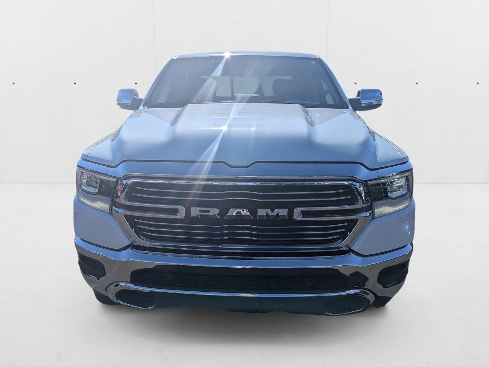 2020 Ram 1500 Laramie photo 2