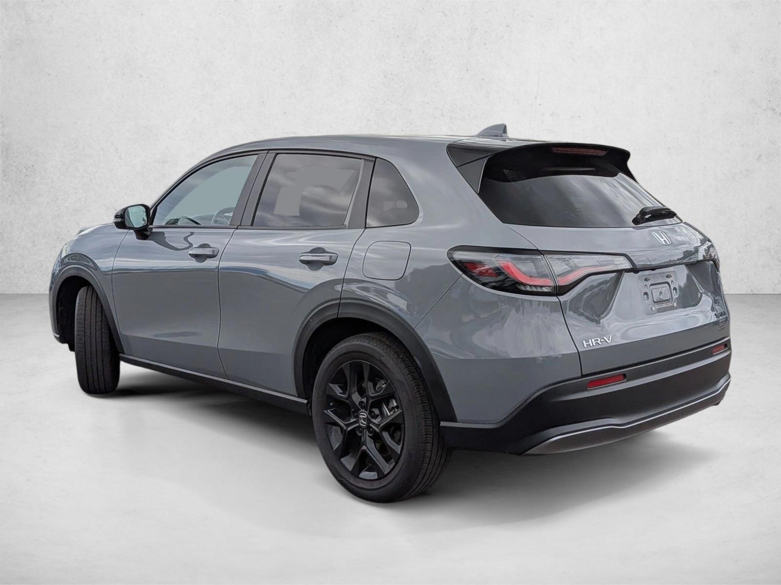 2025 Honda HR-V Sport photo 2