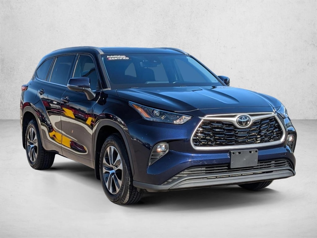 Used 2022 Toyota Highlander XLE SUV