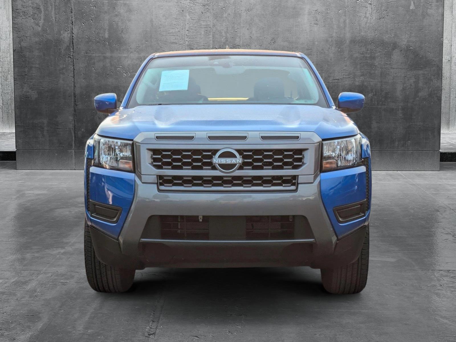2025 Nissan Frontier SV photo 2