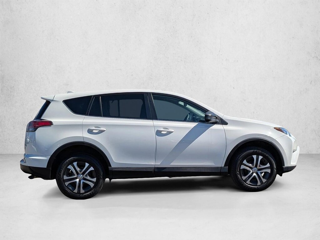 Used 2018 Toyota RAV4 LE SUV