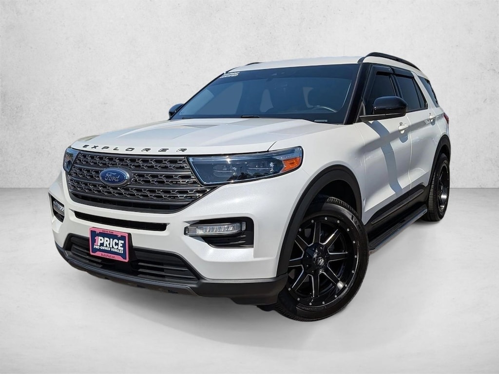 Used 2022 Ford Explorer XLT SUV