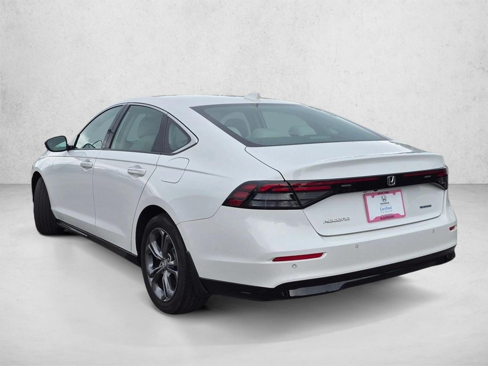 2024 Honda Accord Hybrid EX-L - Photo 7