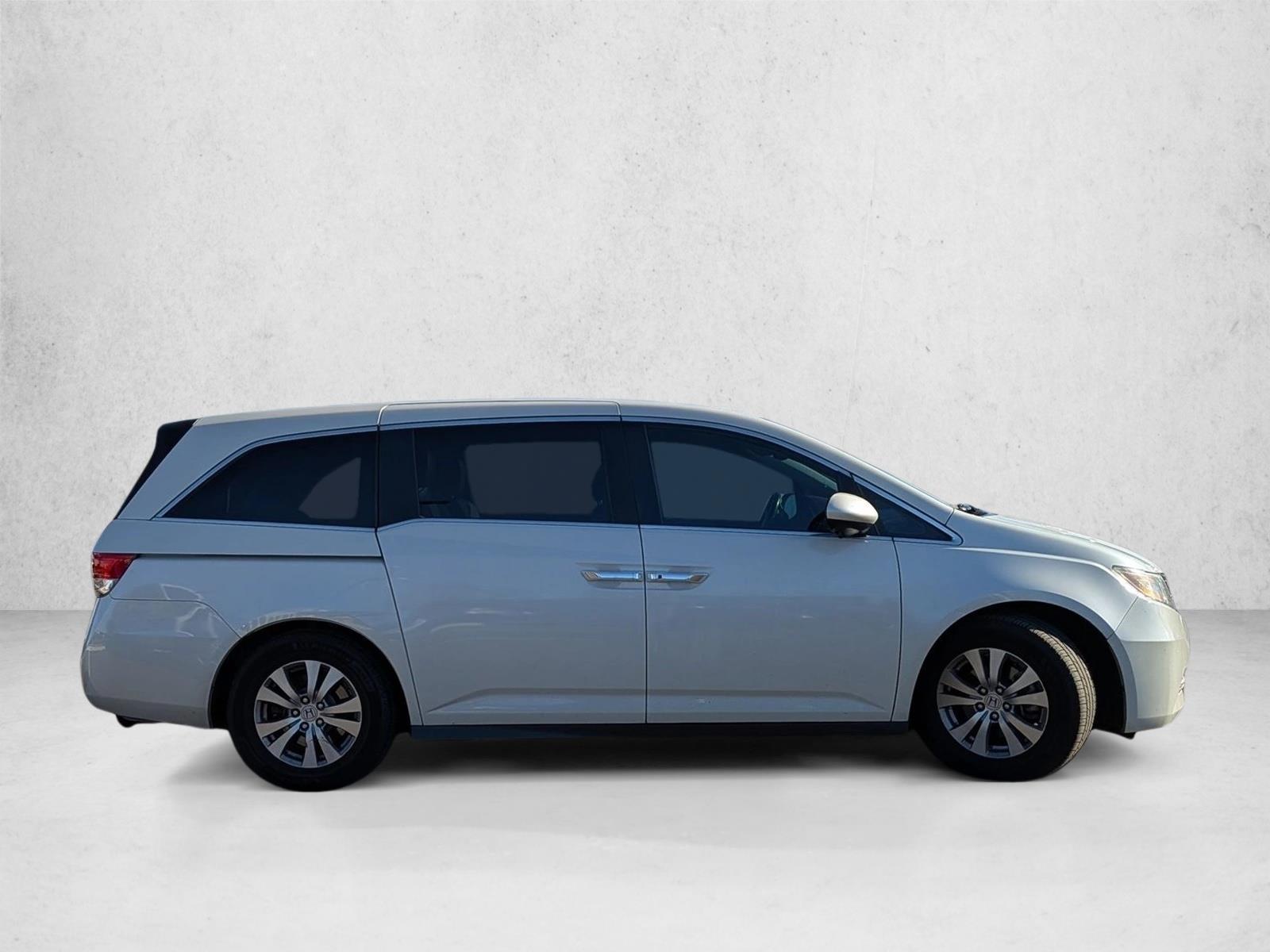 2016 Honda Odyssey EX-L photo 4