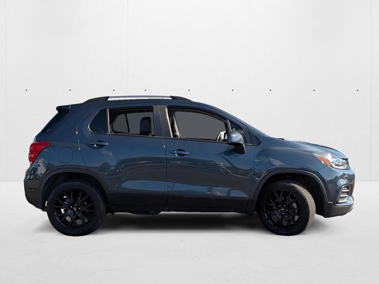 2021 Chevrolet Trax LT photo 4