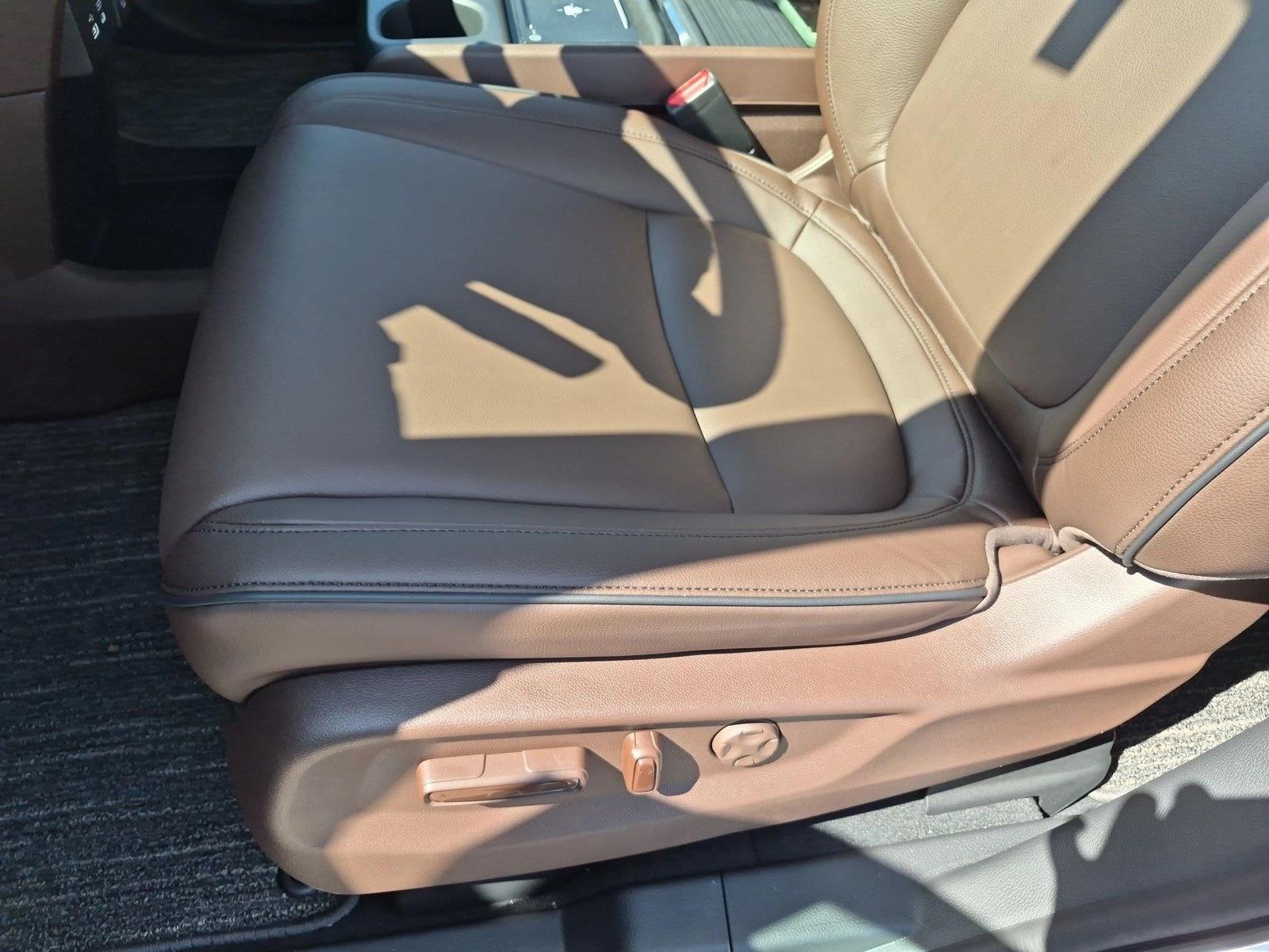New 2027 Honda Odyssey Touring Van Passenger