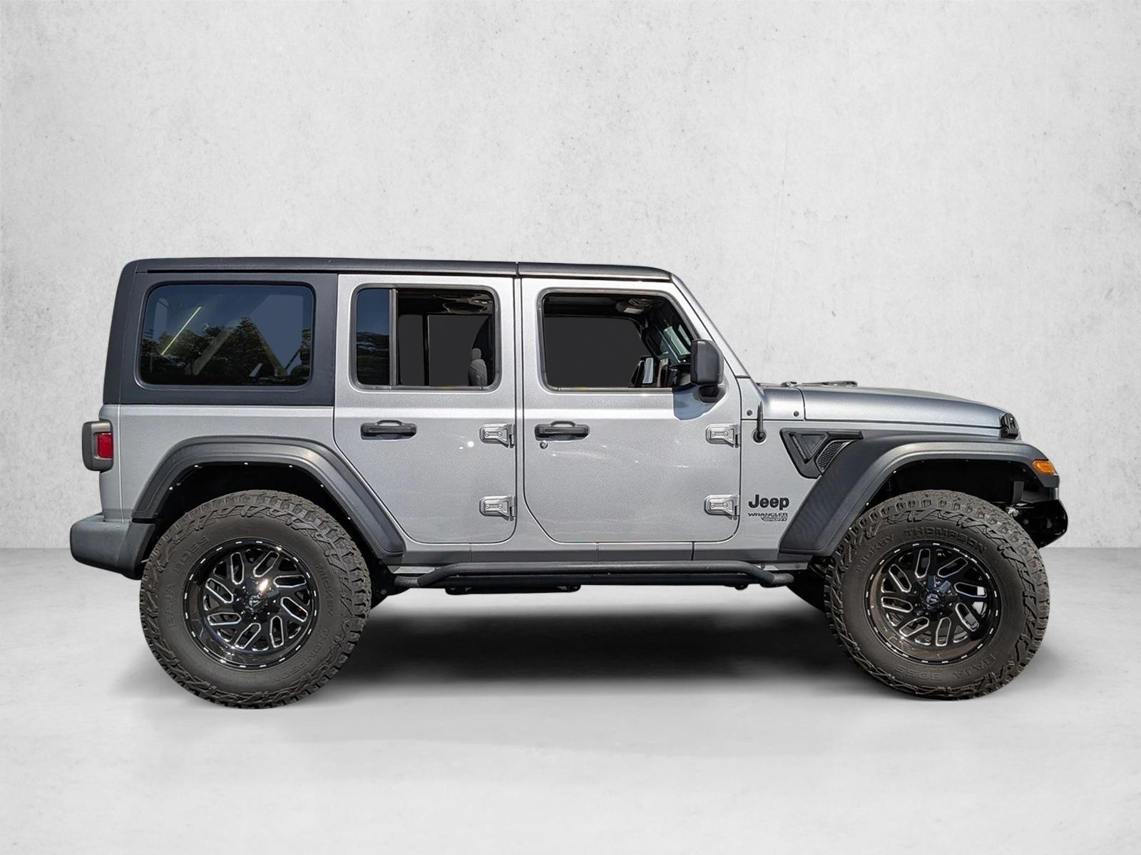 2021 Jeep Wrangler Unlimited Sport photo 4