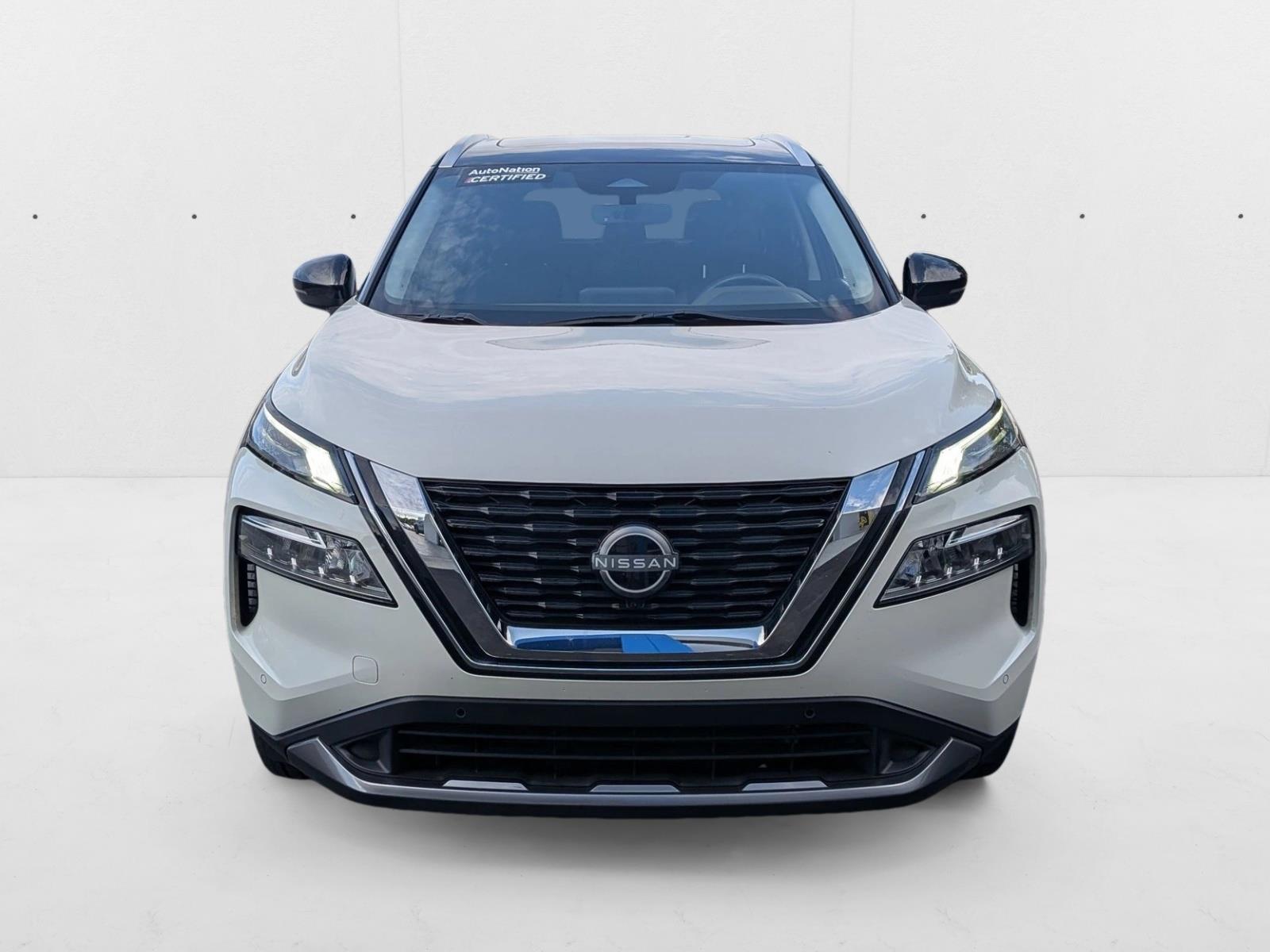 2023 Nissan Rogue SL photo 2