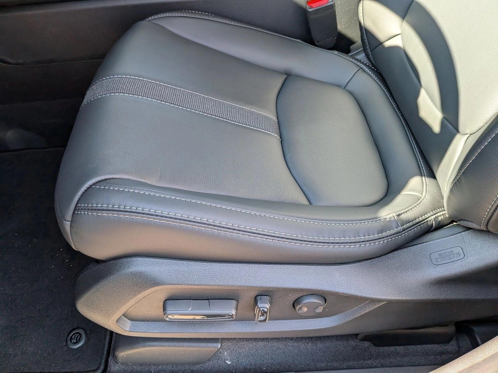 2025 Honda Pilot Touring photo 3