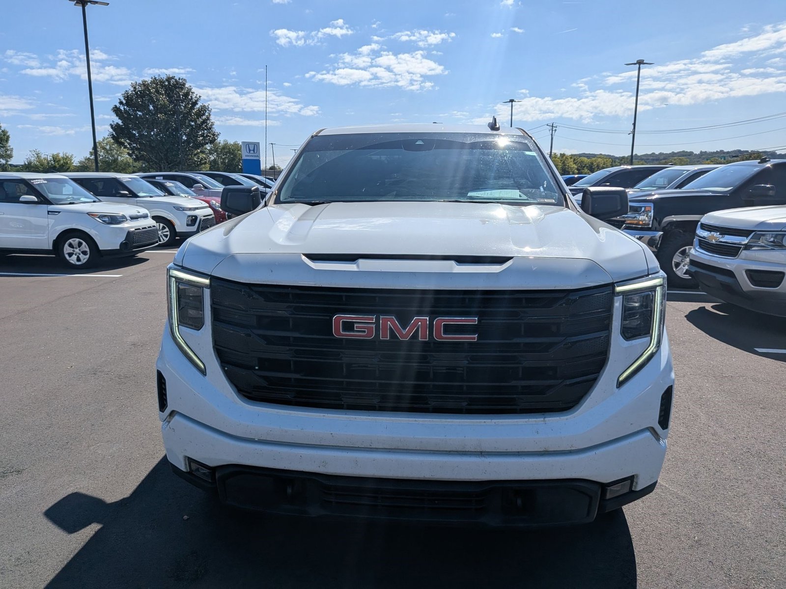 2022 Gmc Sierra 1500 Elevation photo 2