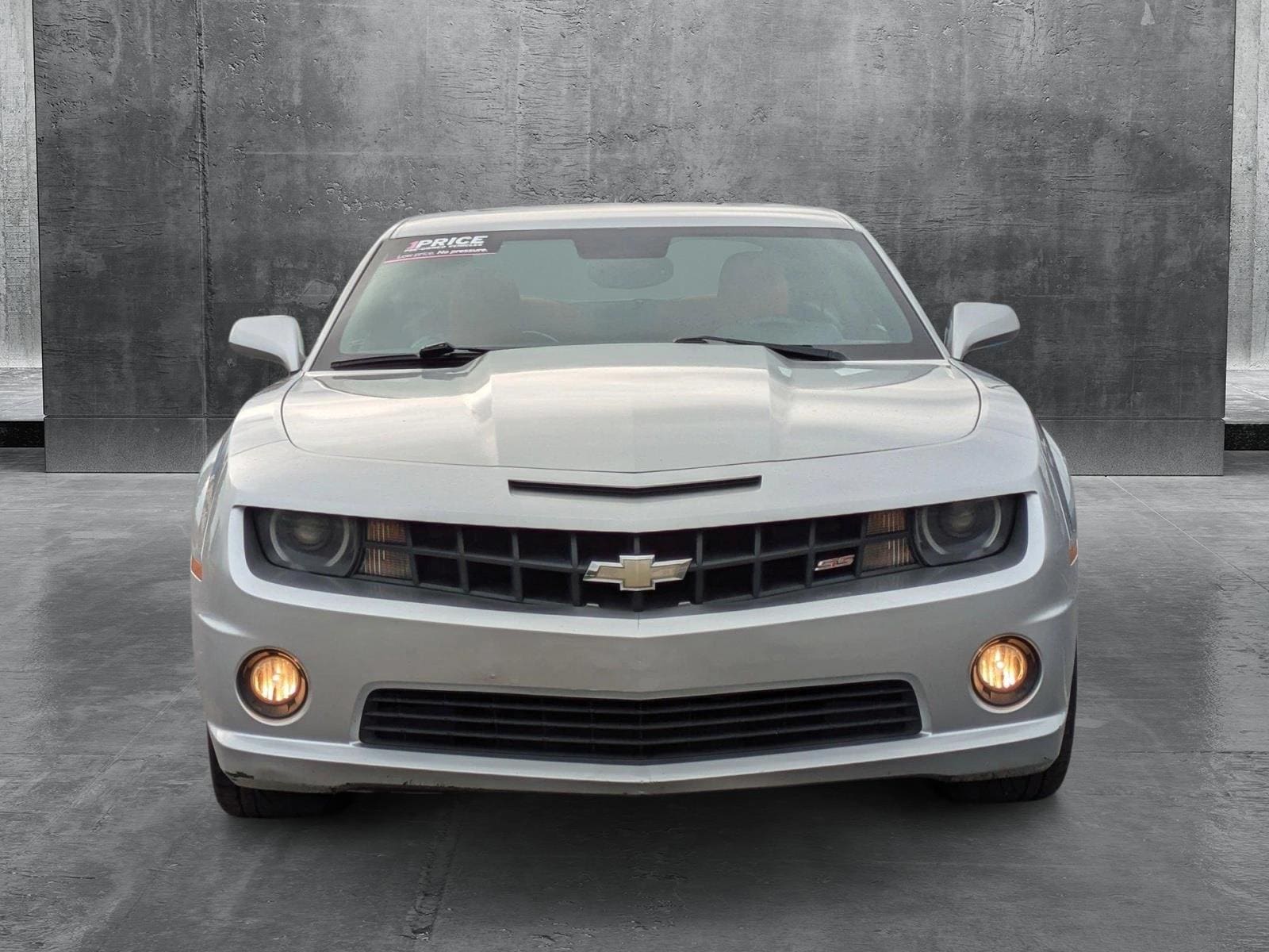 Used 2010 Chevrolet Camaro 2SS with VIN 2G1FK1EJ1A9155801 for sale in Knoxville, TN