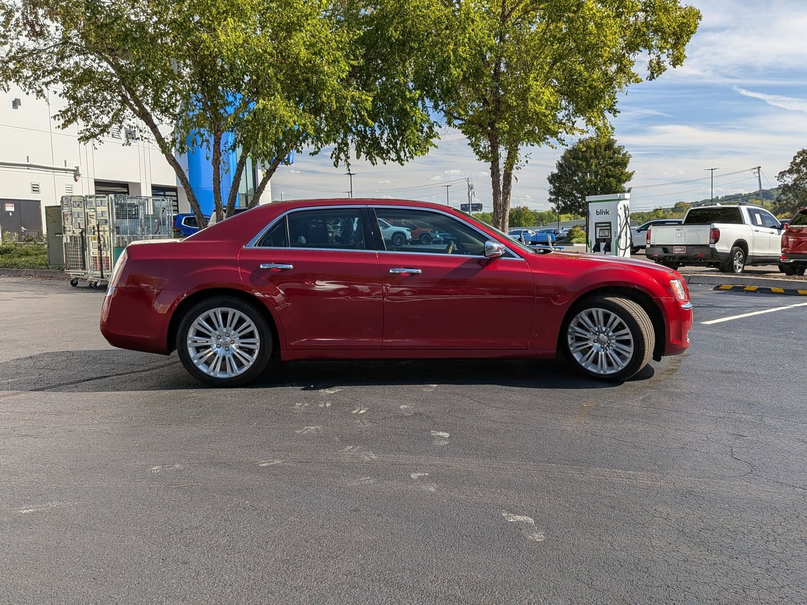 2013 Chrysler 300 C Base photo 2