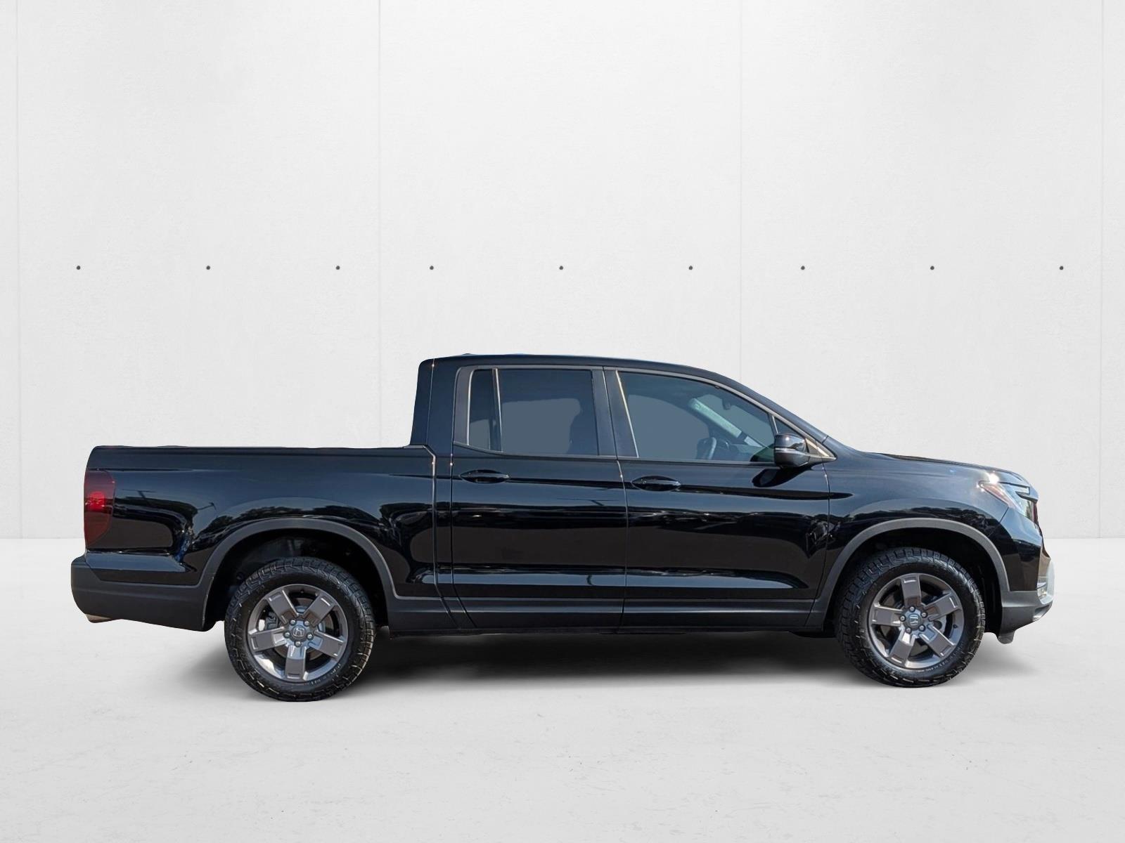 2025 Honda Ridgeline TrailSport photo 4