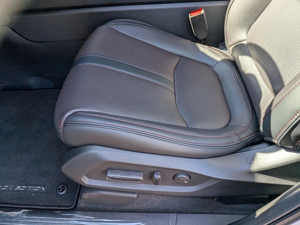 New 2025 Honda Pilot Black Edition SUV