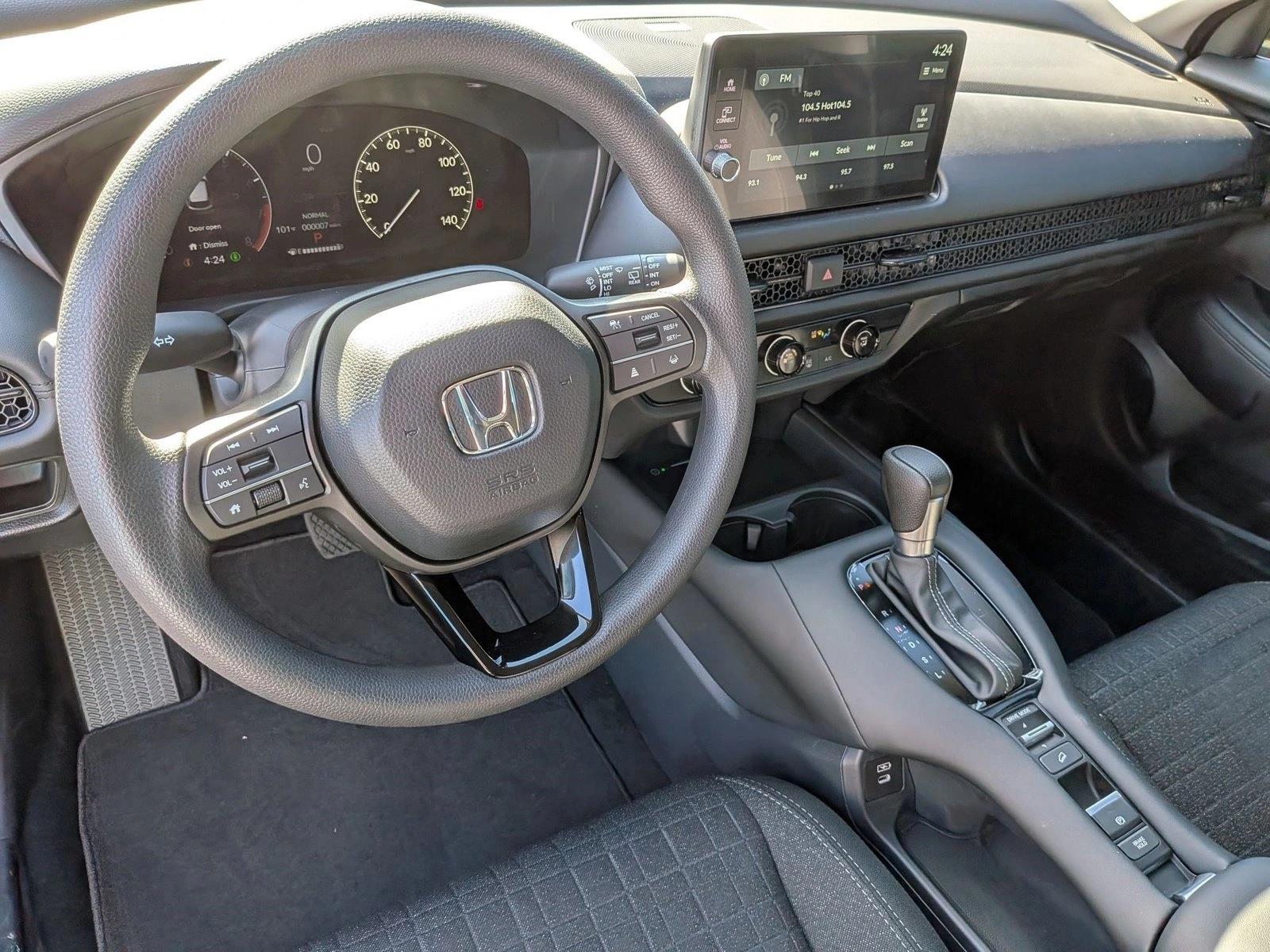 2026 Honda HR-V LX photo 2