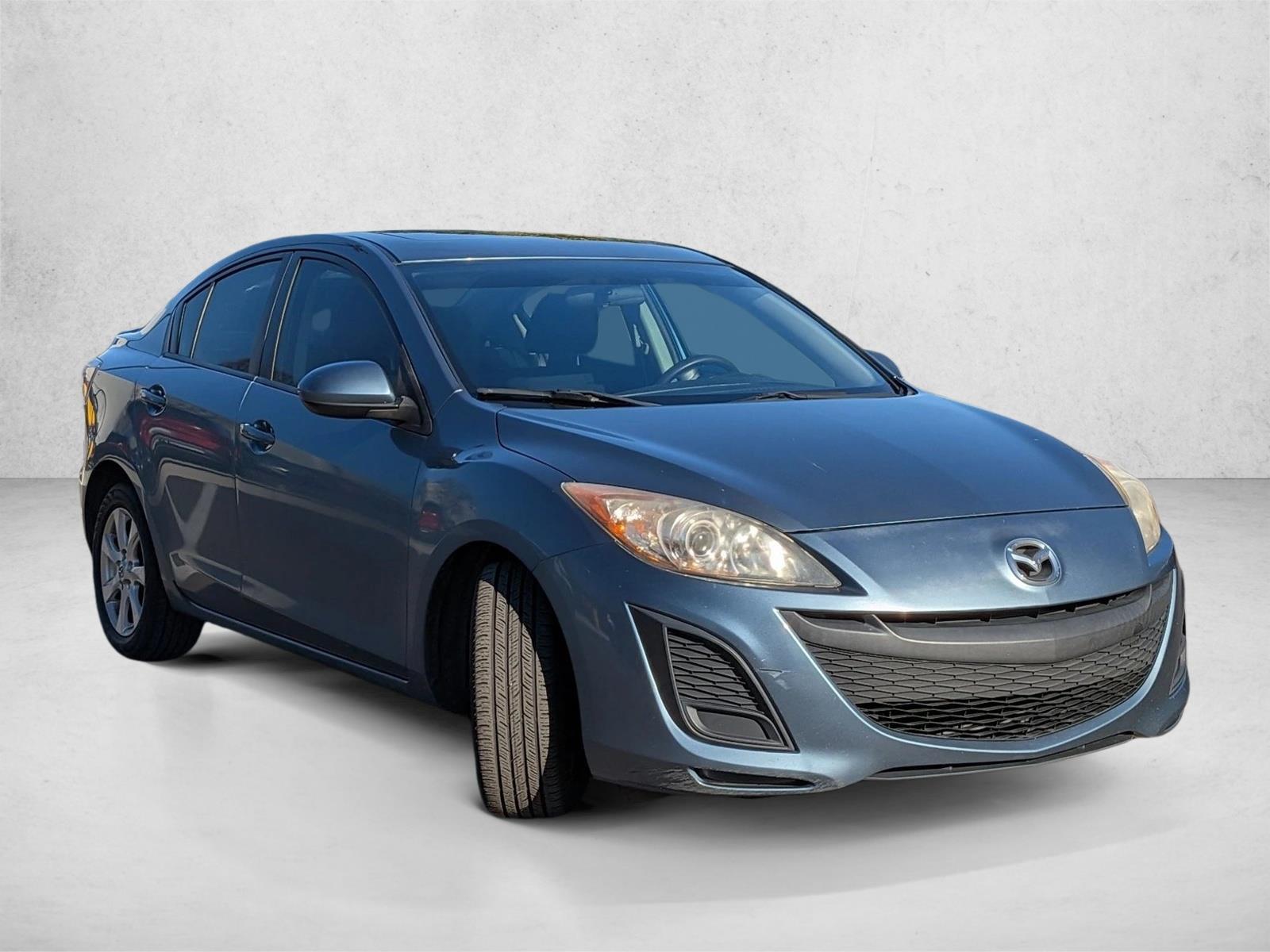 2010 Mazda Mazda3 Touring Sedan photo 3