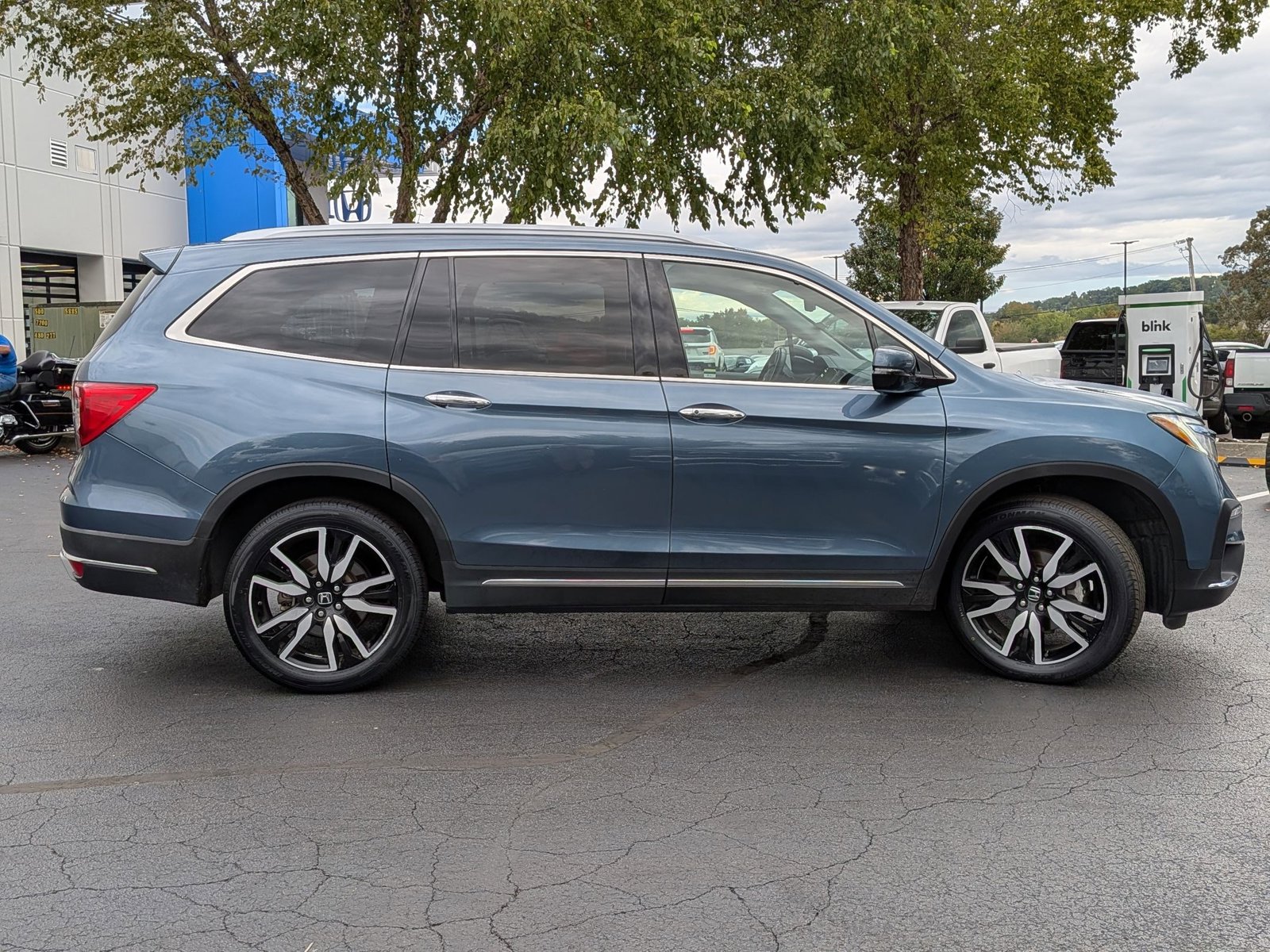 2019 Honda Pilot Touring photo 3