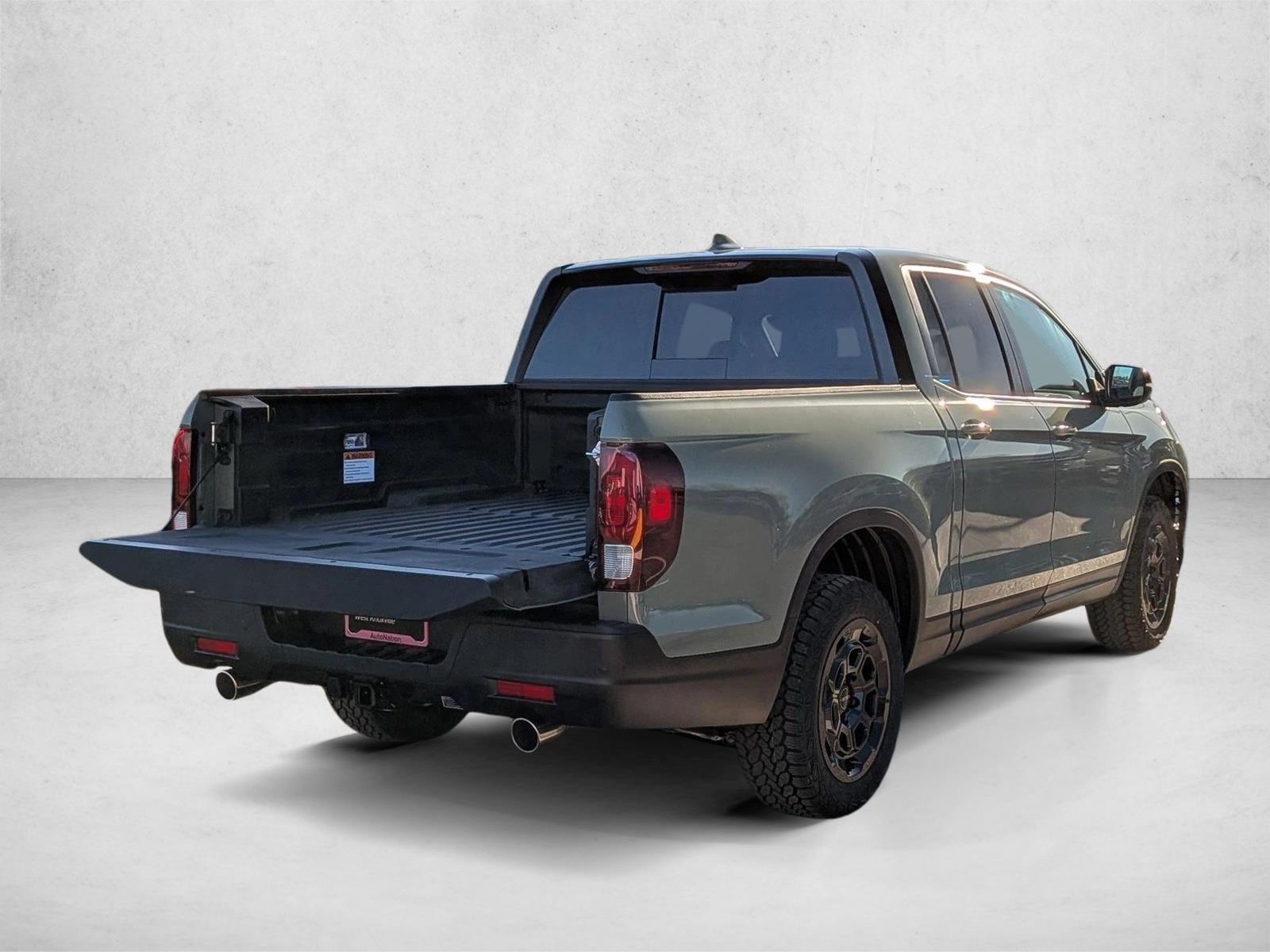 2026 Honda Ridgeline TrailSport photo 2