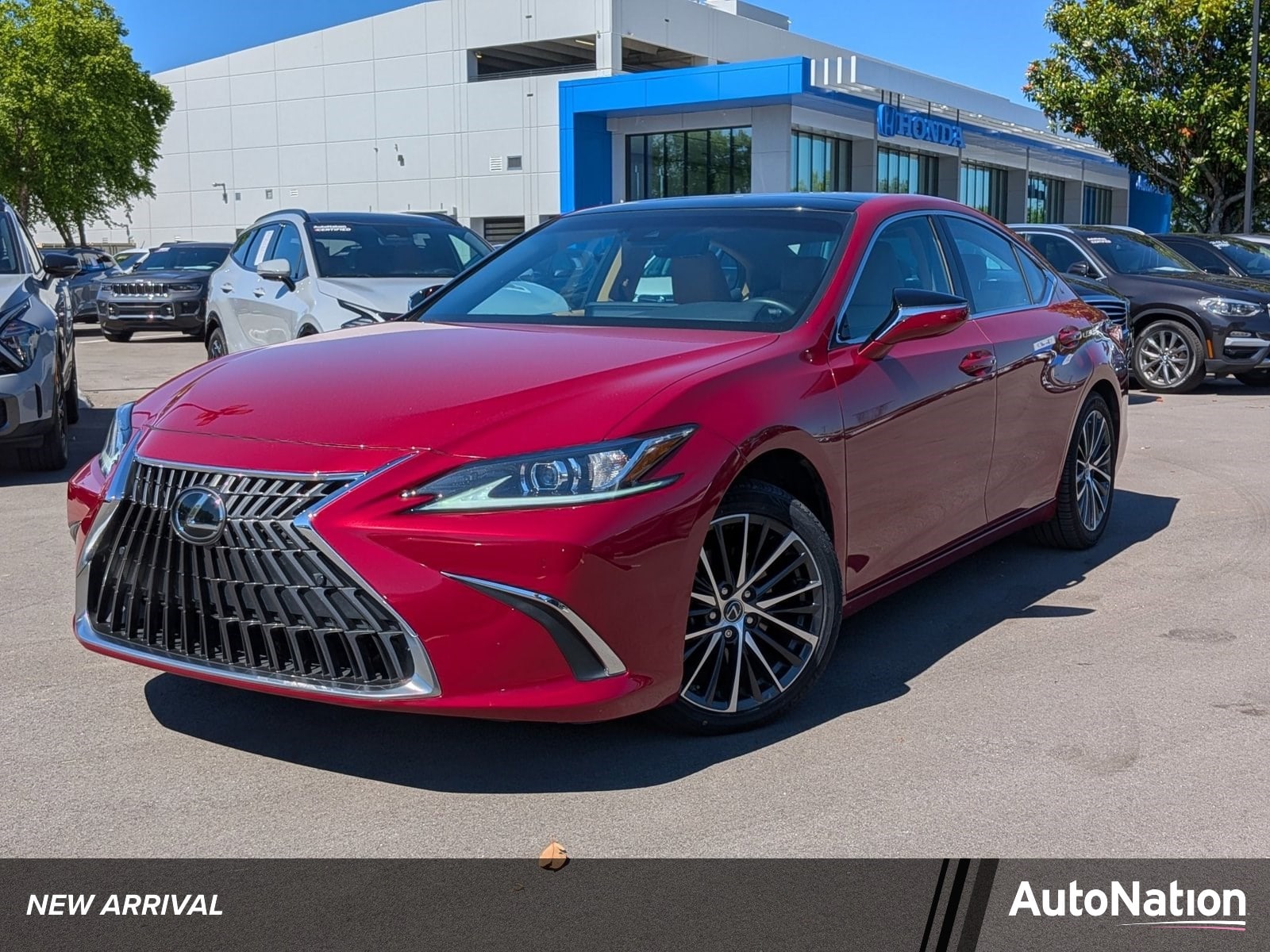 2022 Lexus ES 350 350's photo