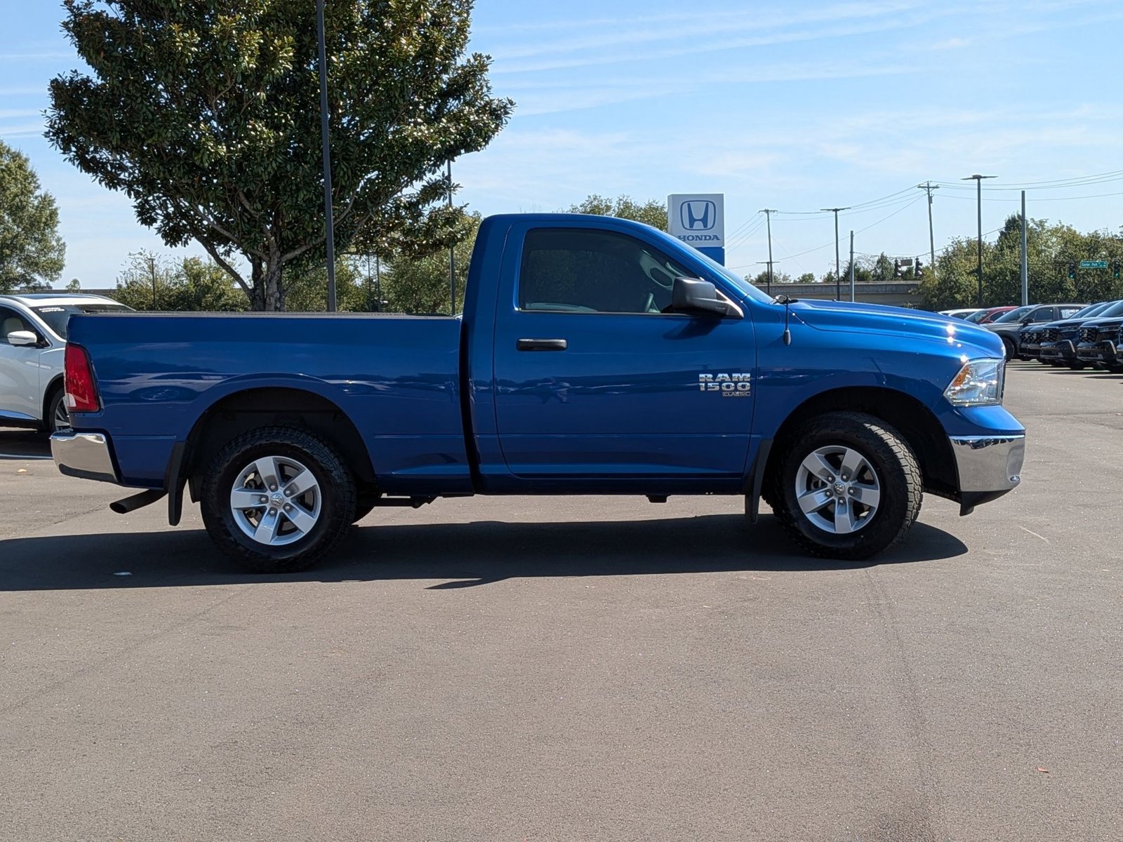 2019 Ram 1500 Classic Tradesman photo 4