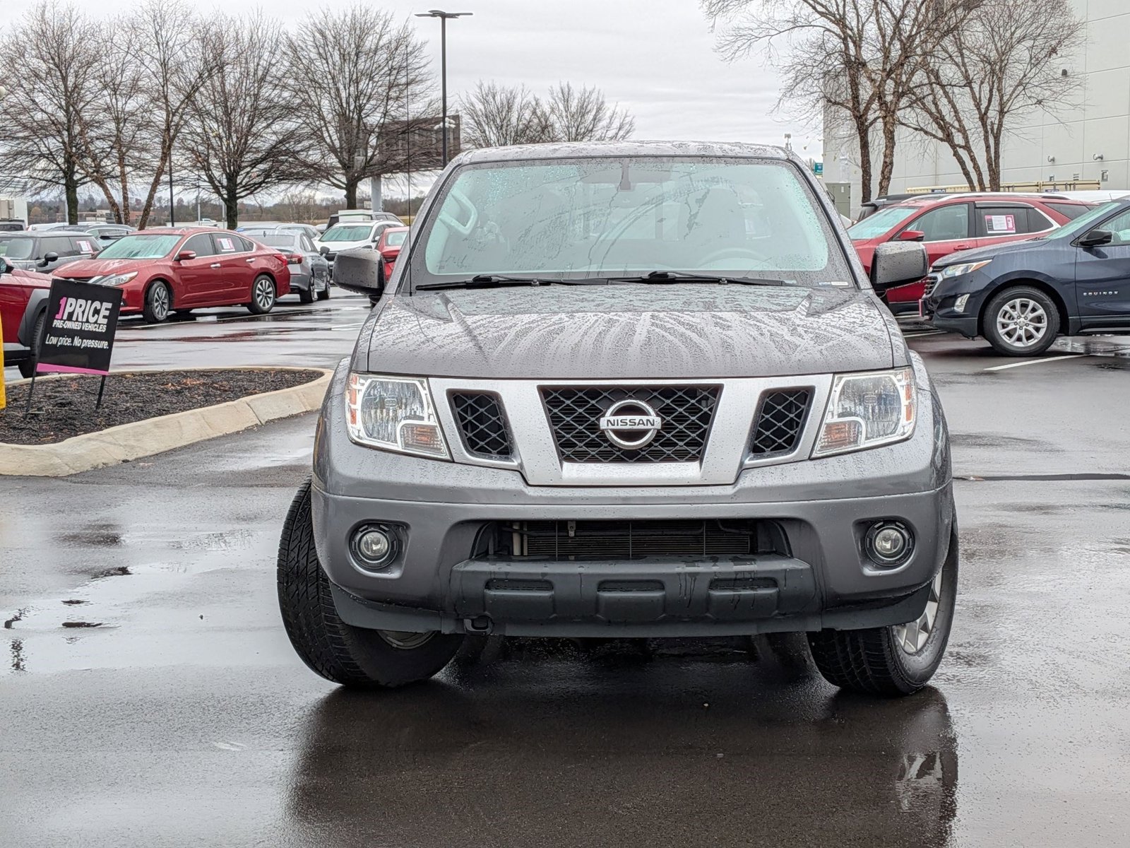 2021 Nissan Frontier SV photo 2