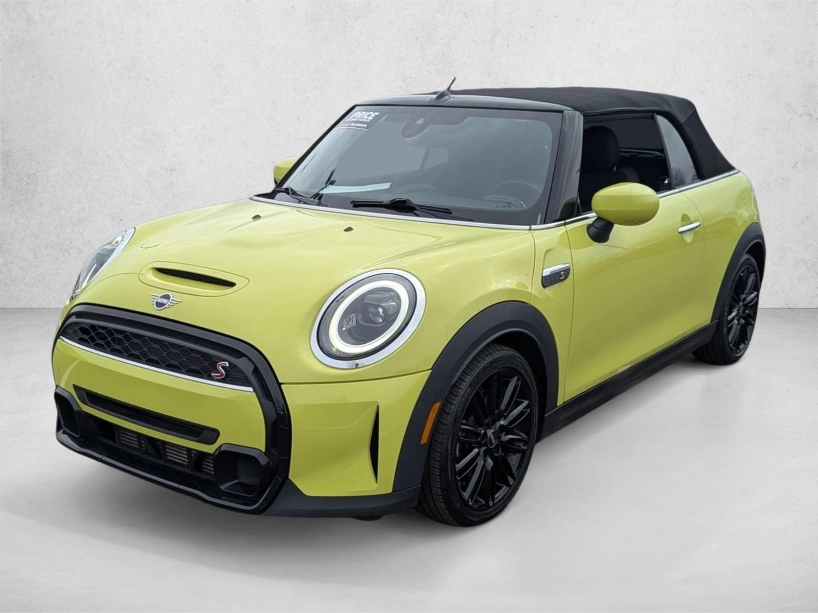 2023 MINI Convertible S's photo