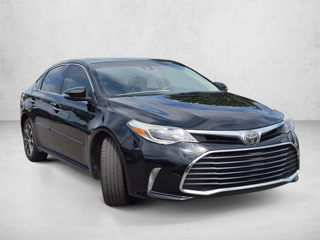 Used 2018 Toyota Avalon XLE Plus Sedan