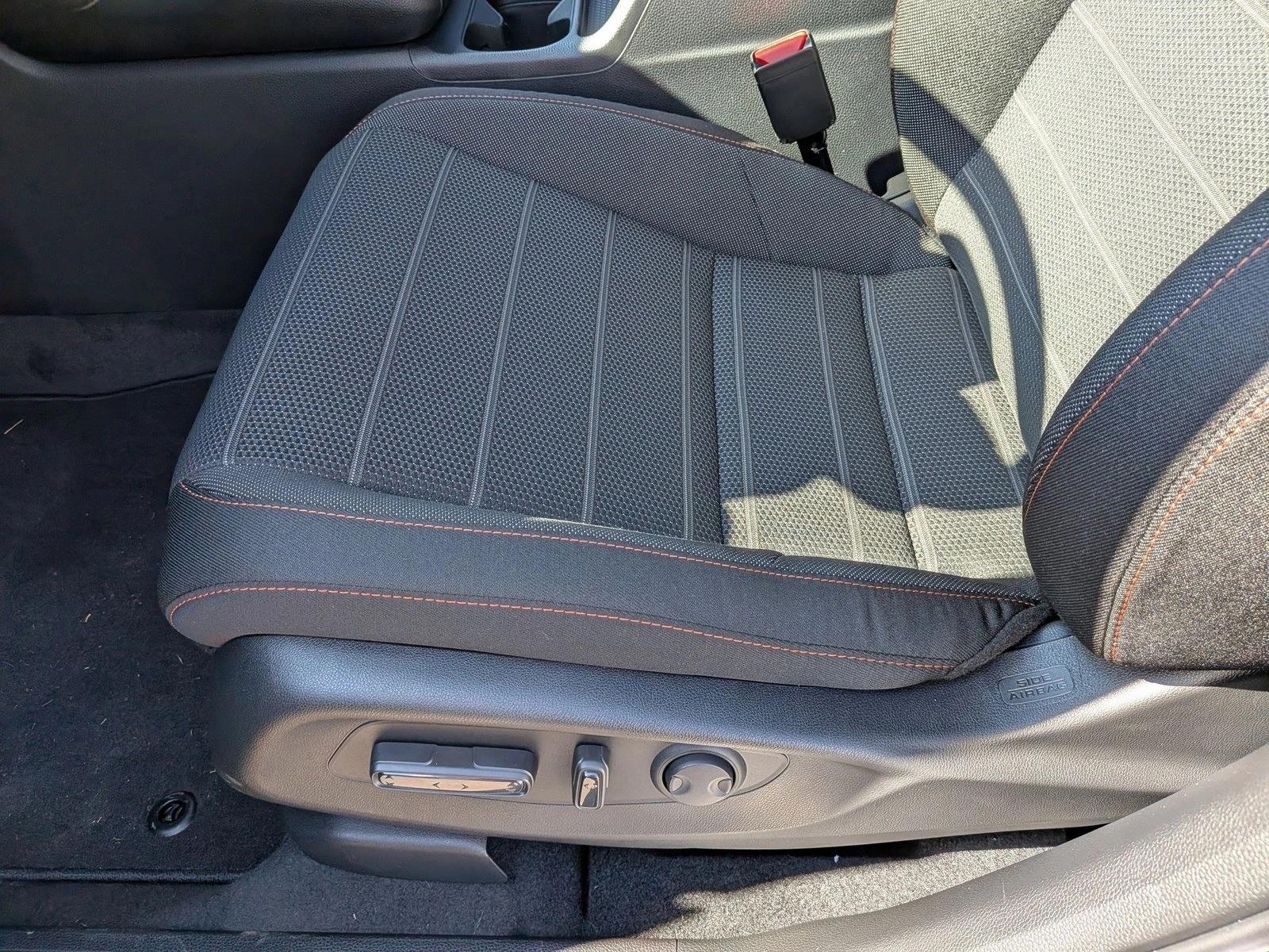2026 Honda CR-V Hybrid Sport photo 4