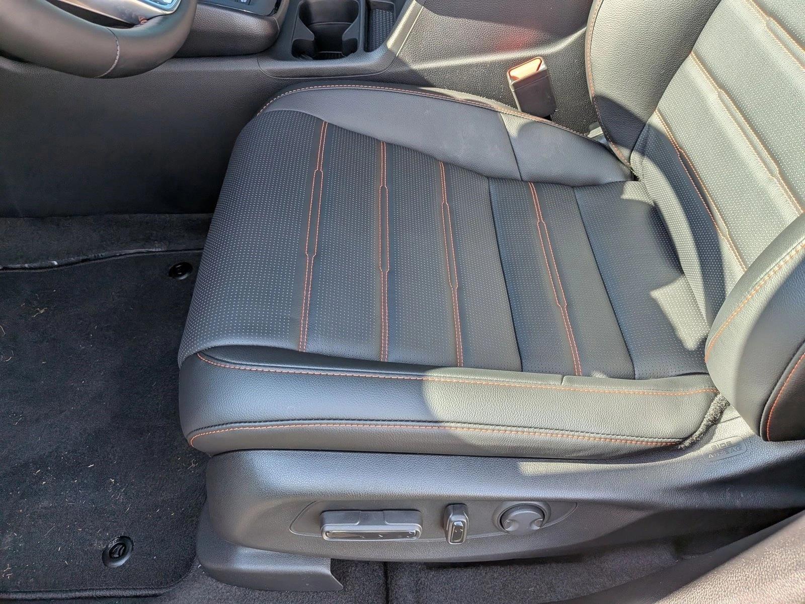 2026 Honda CR-V Hybrid Sport Touring photo 4