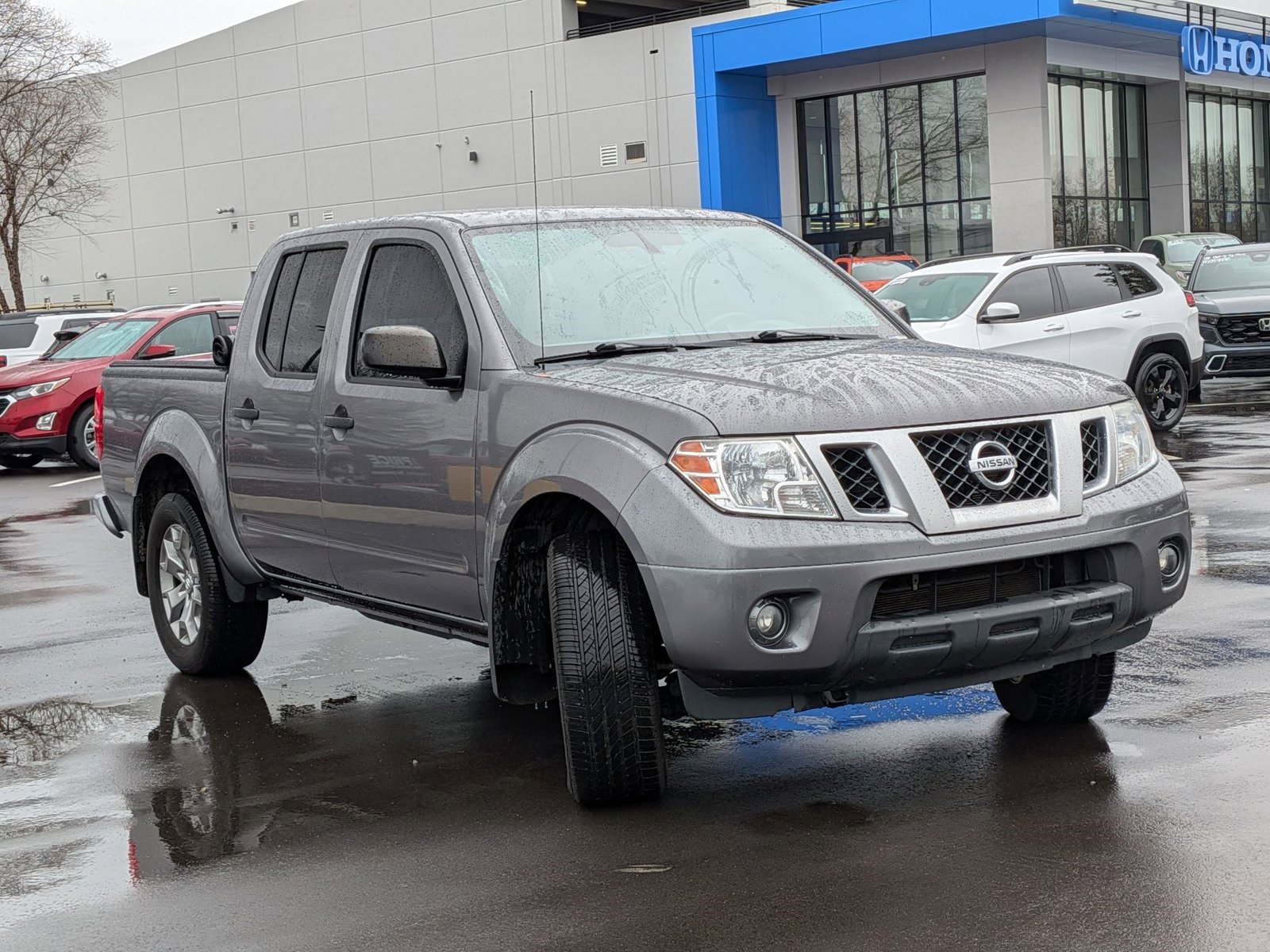 2021 Nissan Frontier SV photo 3