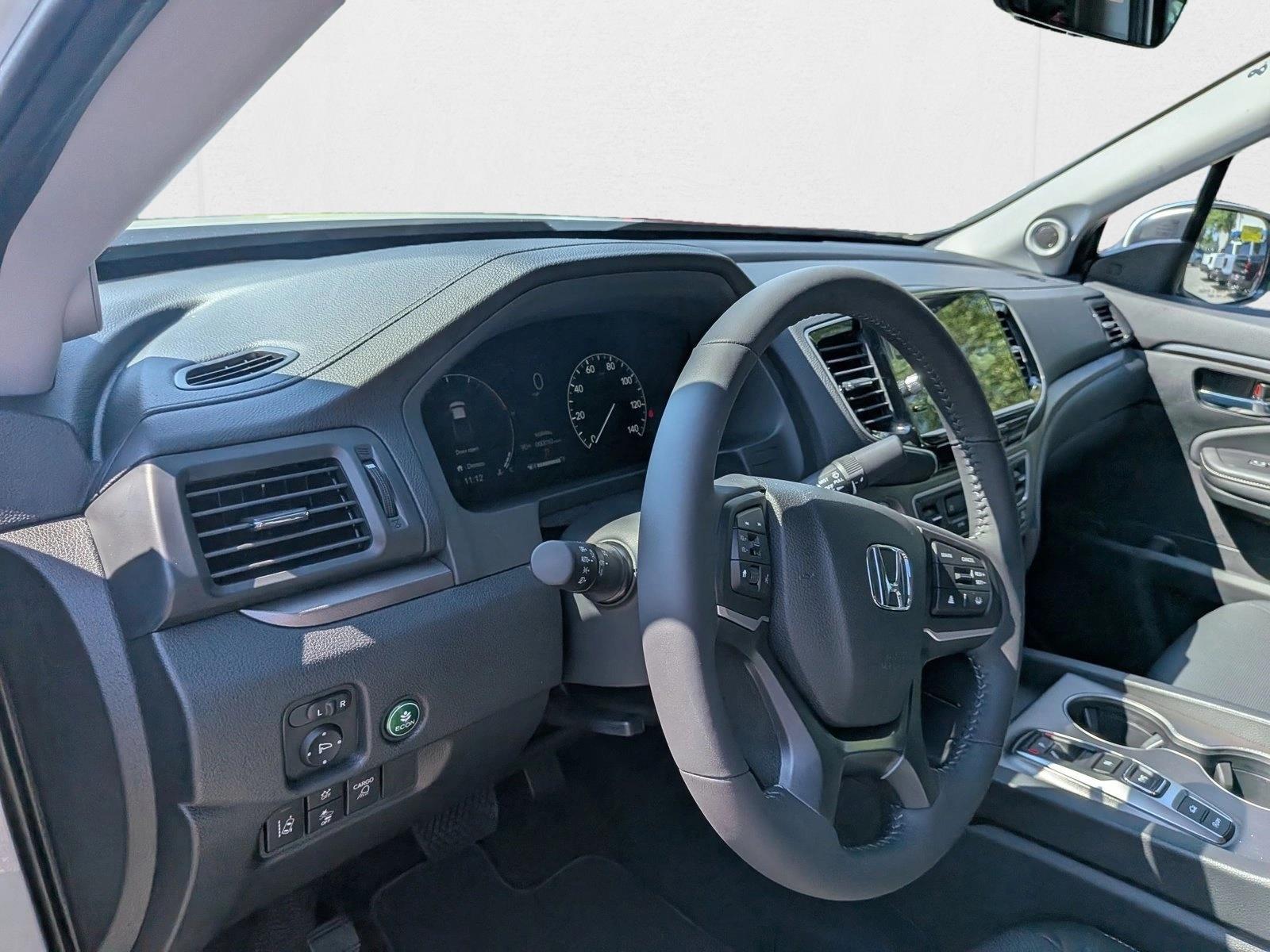 2025 Honda Ridgeline RTL photo 2