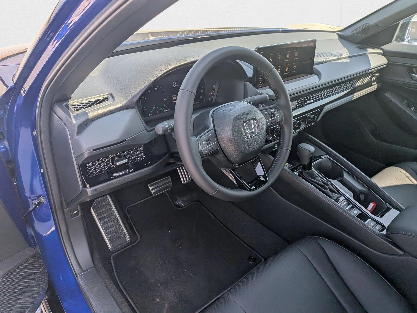 2025 Honda Accord Hybrid Sport-L photo 3