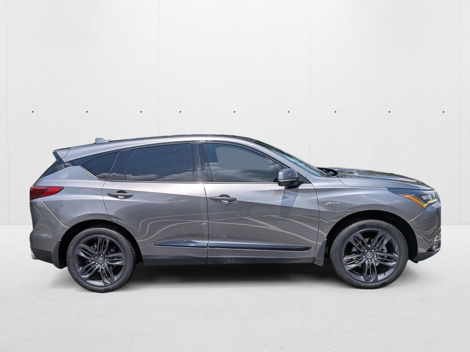 2022 Acura RDX A-Spec photo 4