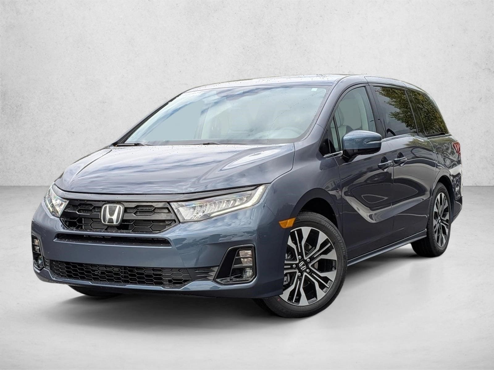 2026 Honda Odyssey Elite's photo