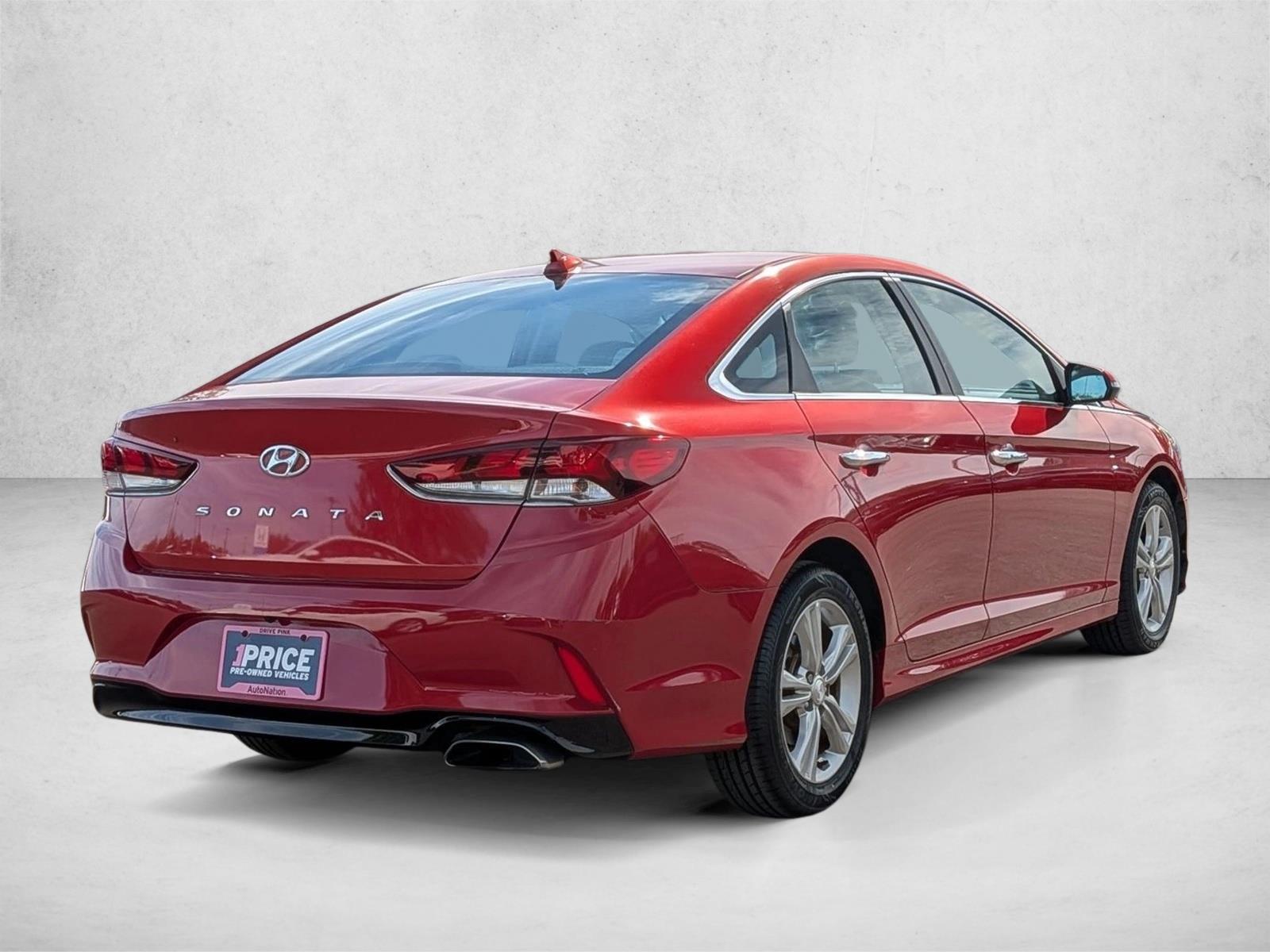 2018 Hyundai Sonata SEL photo 3