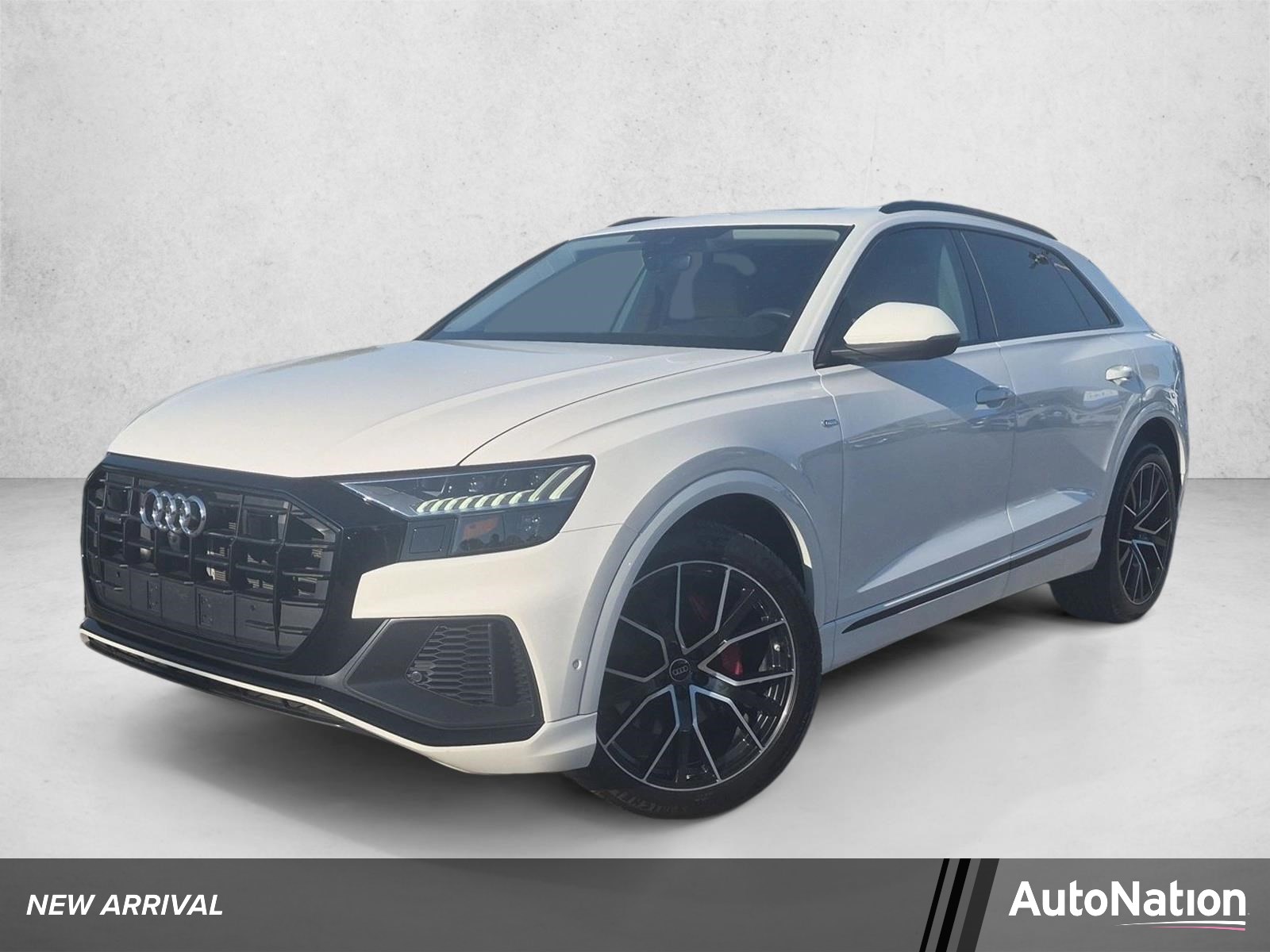 2022 Audi Q8 Premium Plus