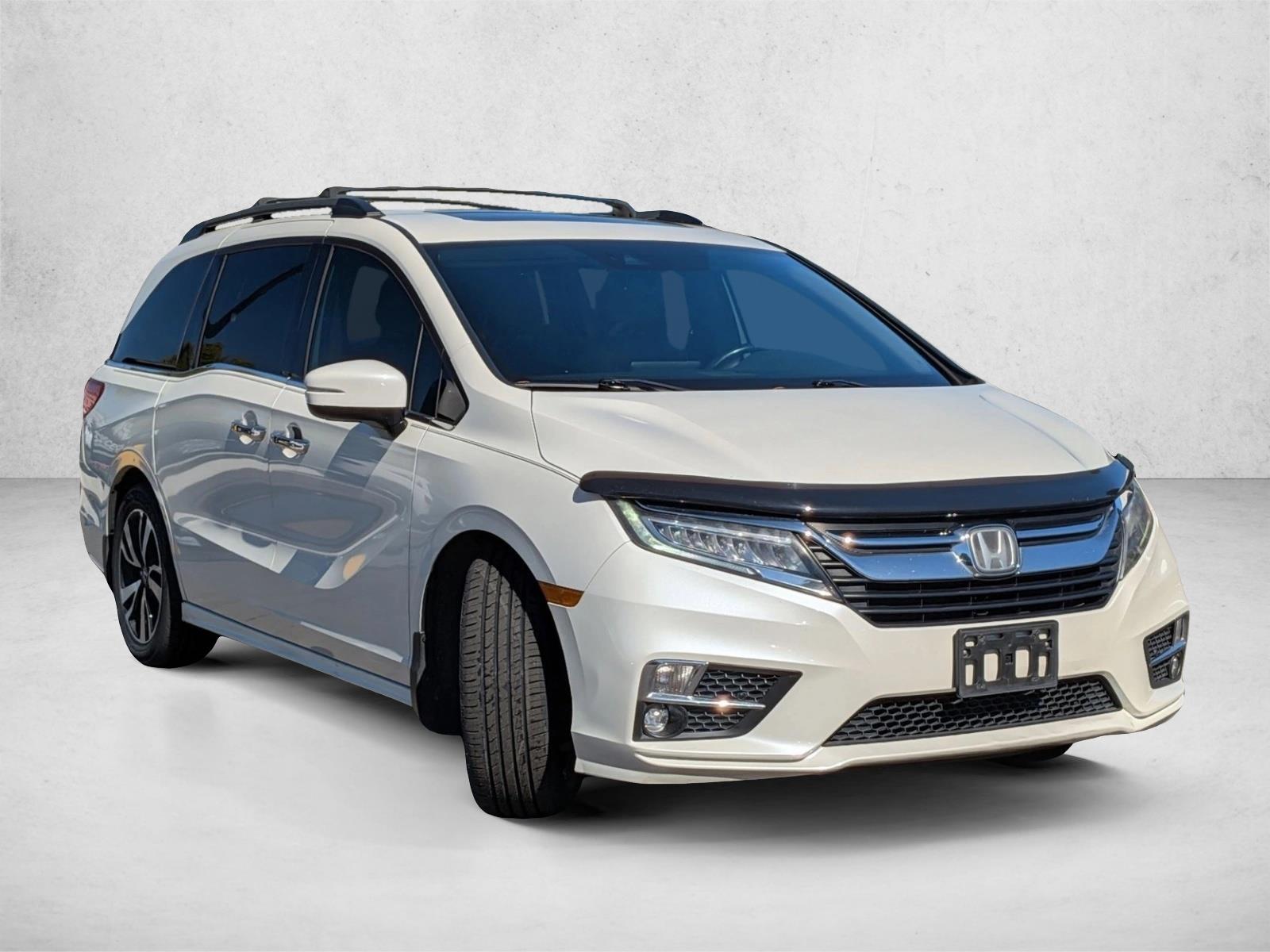 2018 Honda Odyssey Elite photo 3