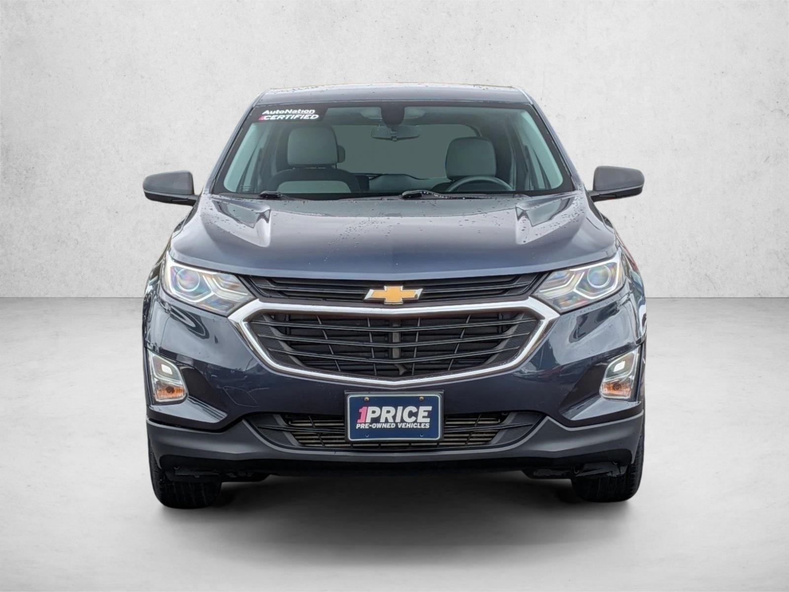 2018 Chevrolet Equinox LS photo 2