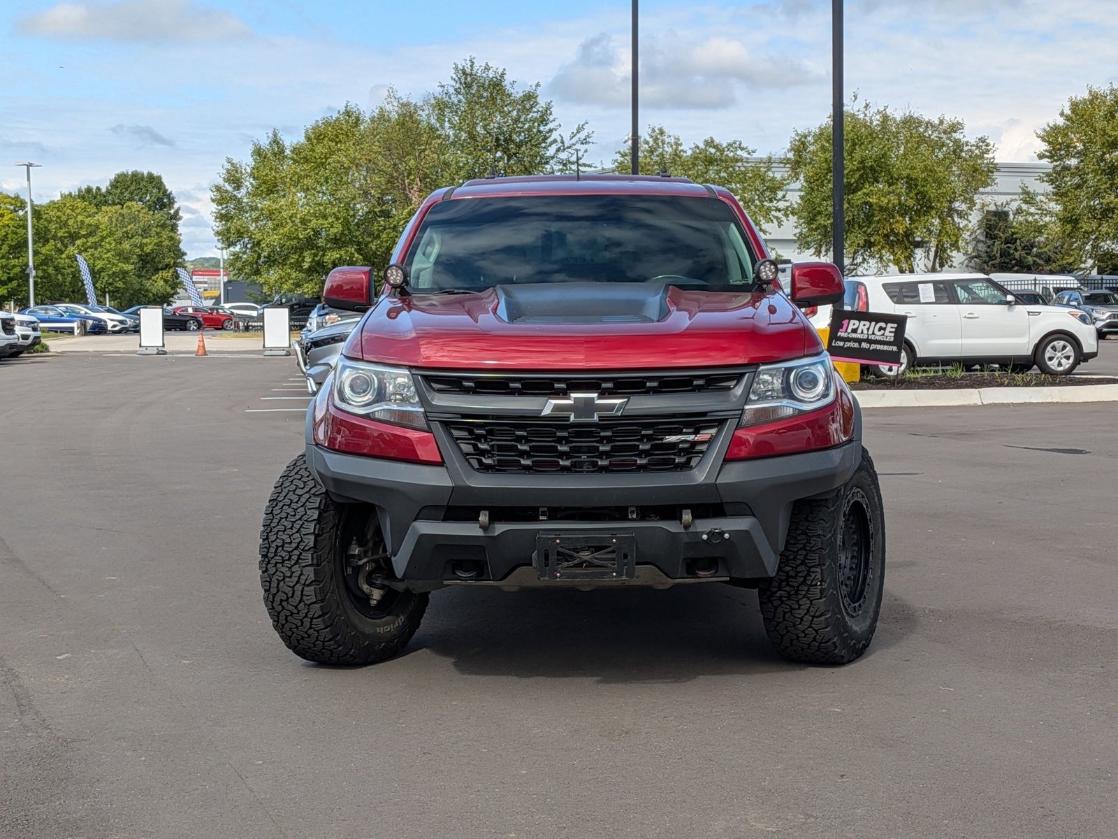 2020 Chevrolet Colorado ZR2 photo 2