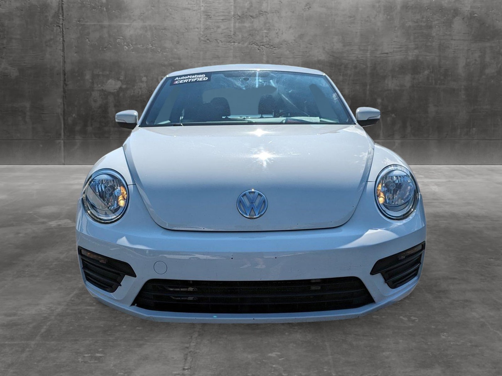 Used 2019 Volkswagen Beetle S with VIN 3VWFD7AT4KM708636 for sale in Knoxville, TN
