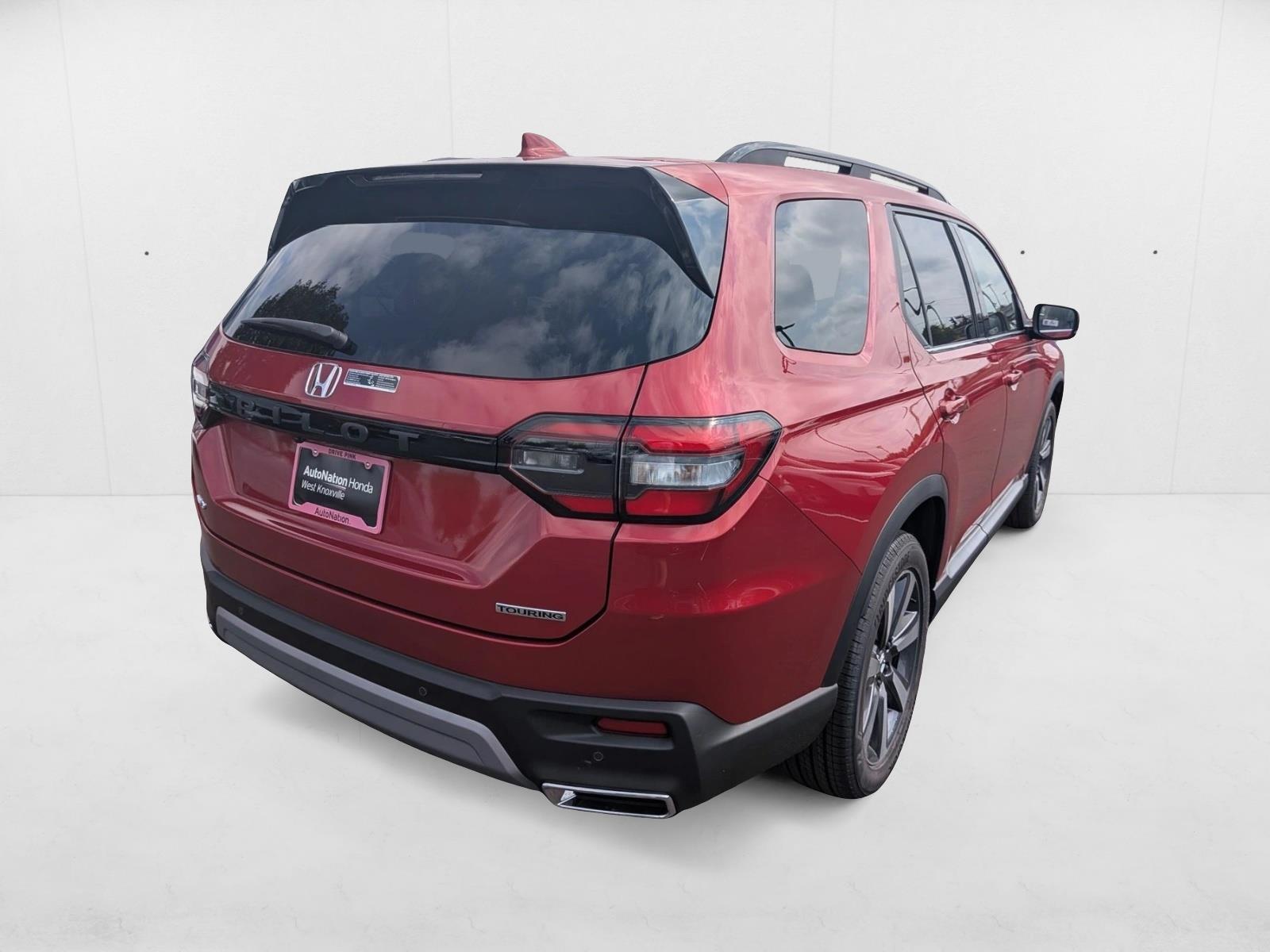 2025 Honda Pilot Touring photo 2