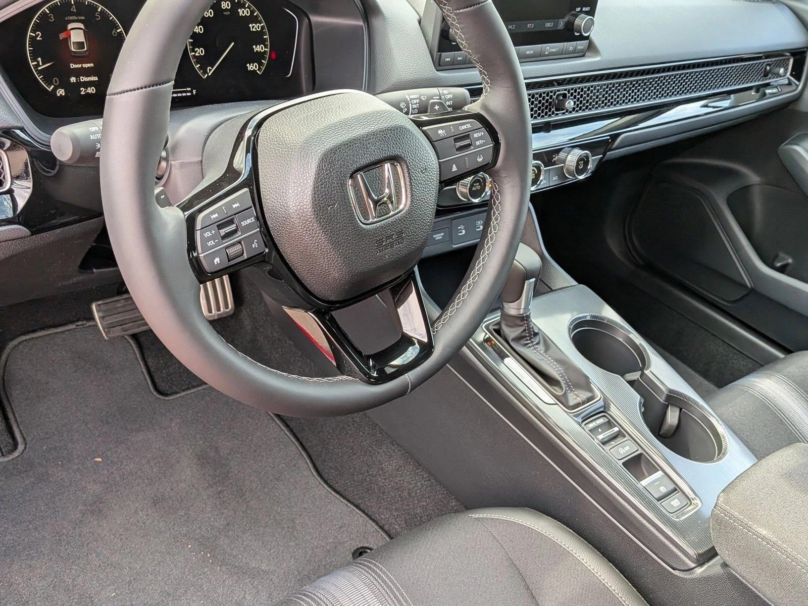 2026 Honda Civic Sport Hatchback photo 2